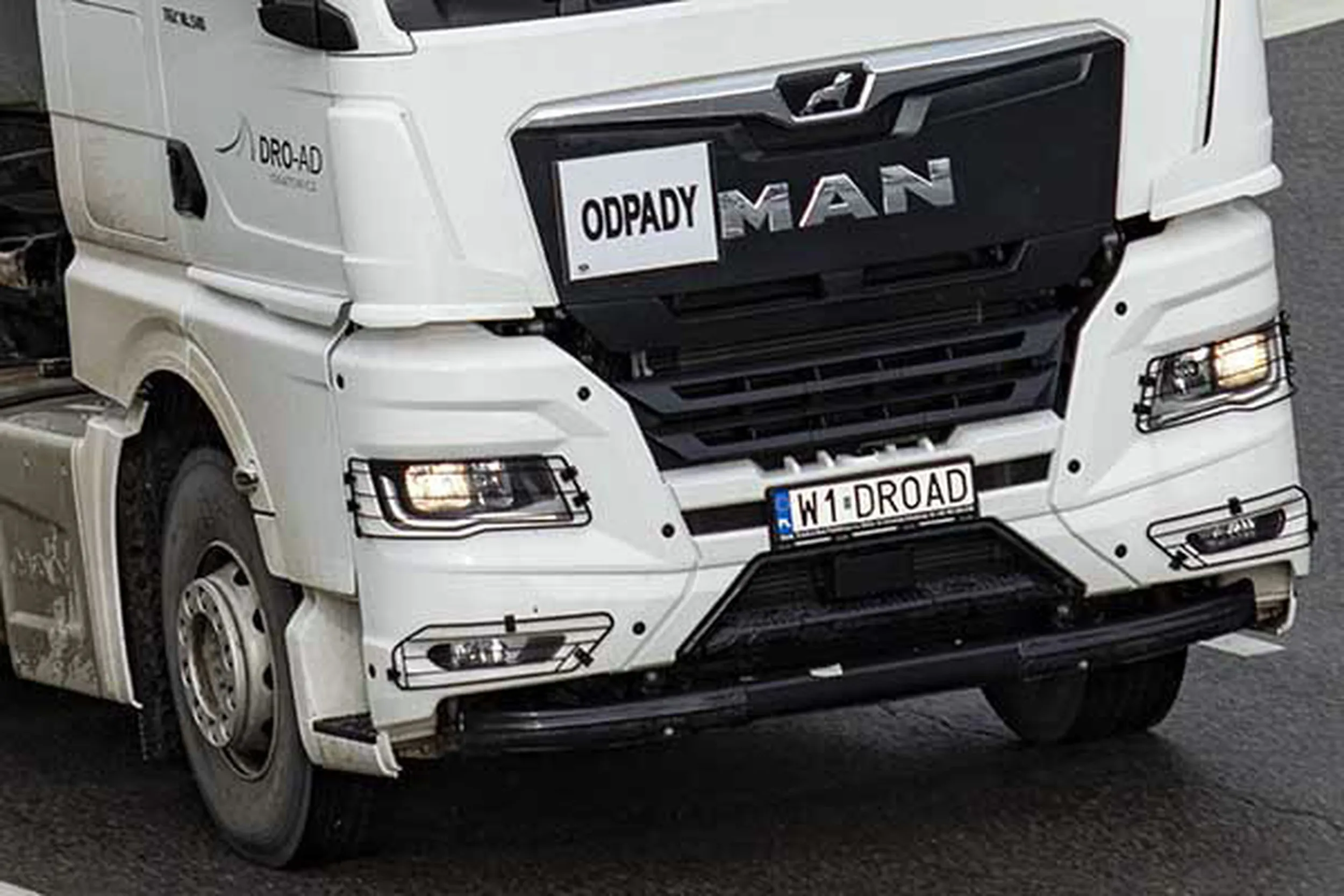 Fajny numer, blacha W1 DROAD