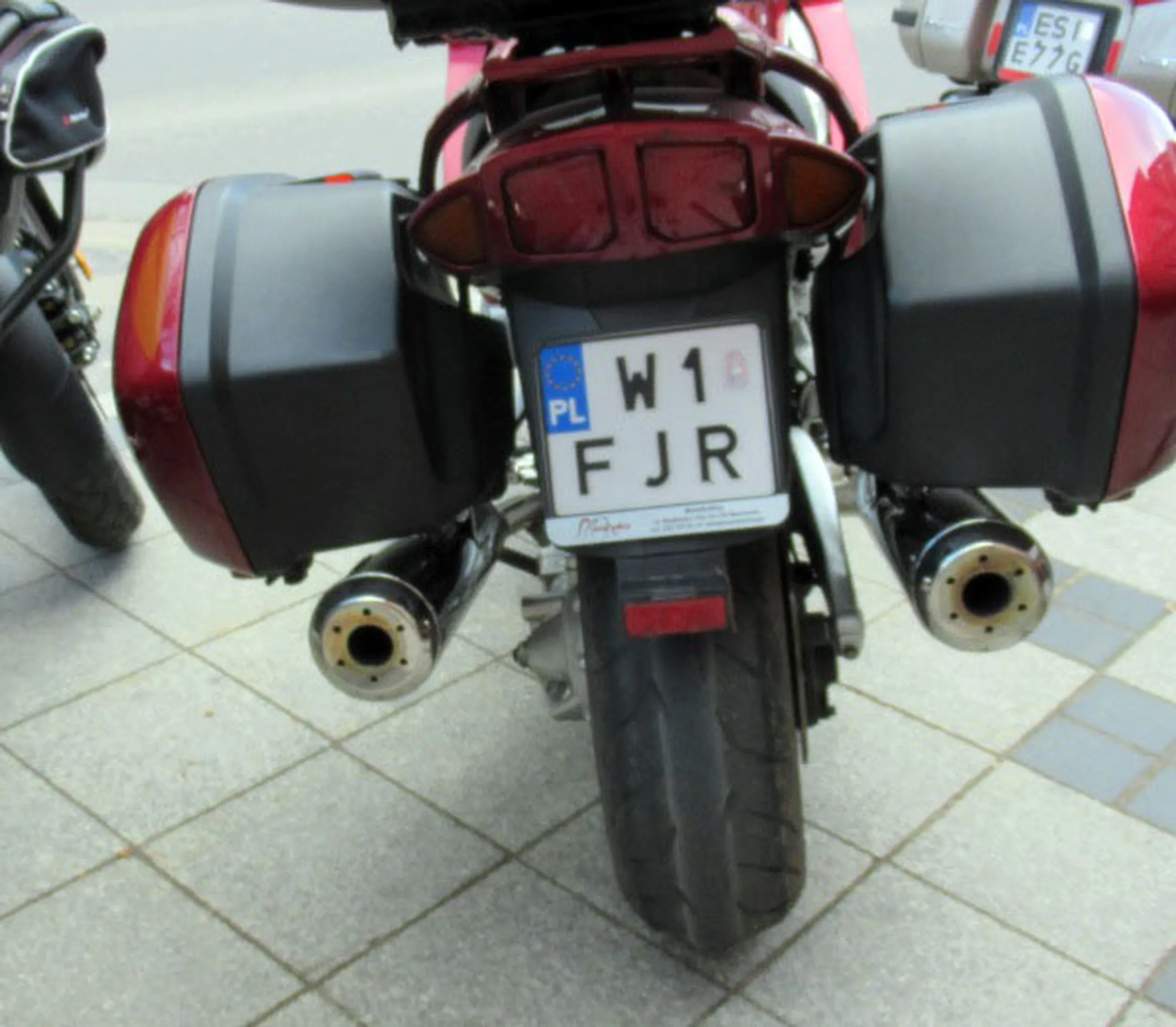 Fajny numer, blacha W1 FJR