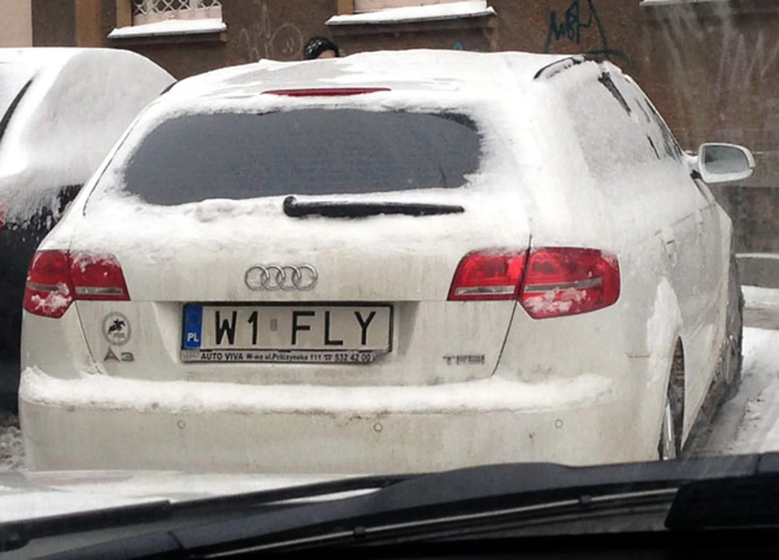 Fajny numer, blacha W1 FLY