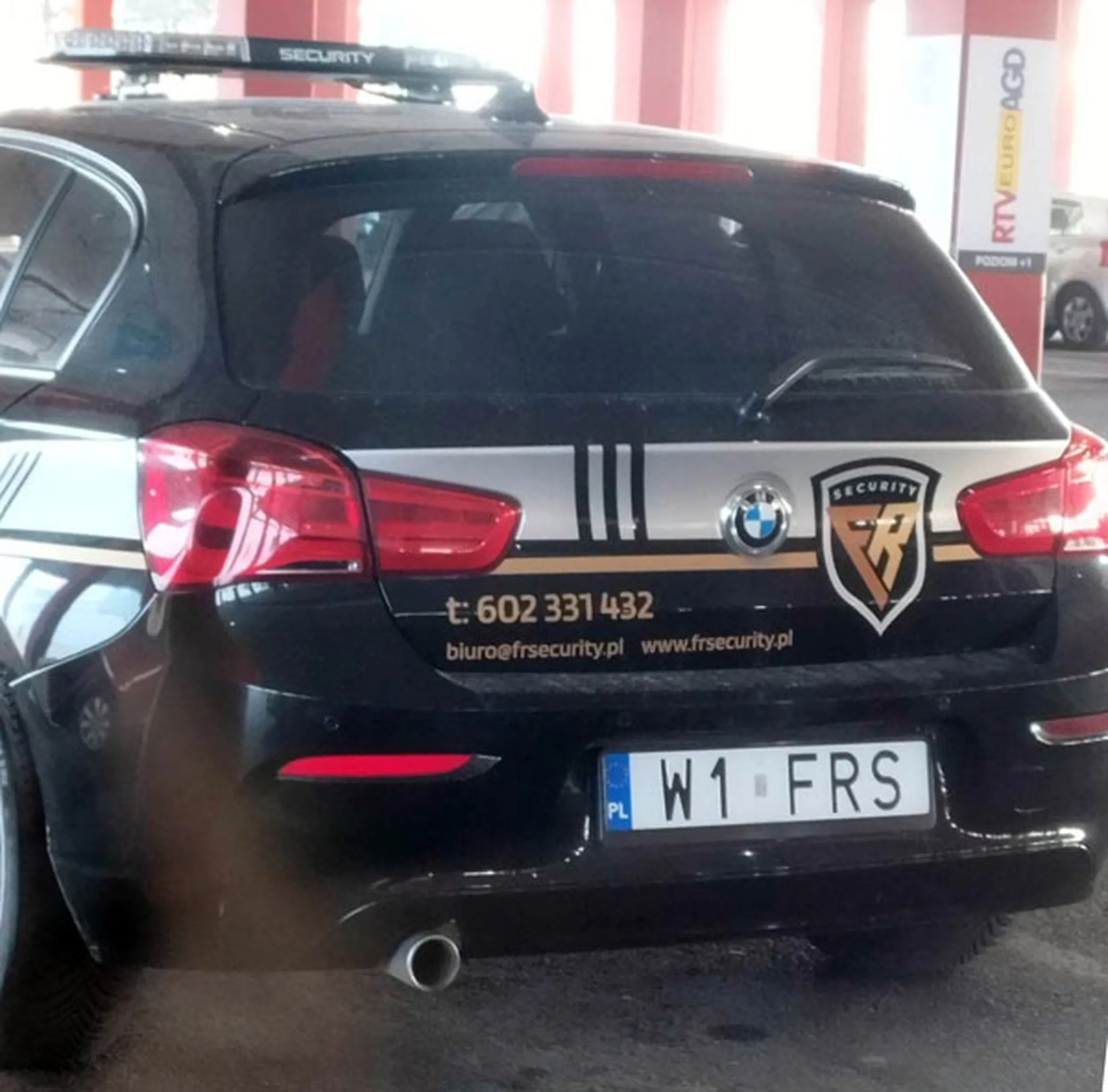 Fajny numer, blacha W1 FRS