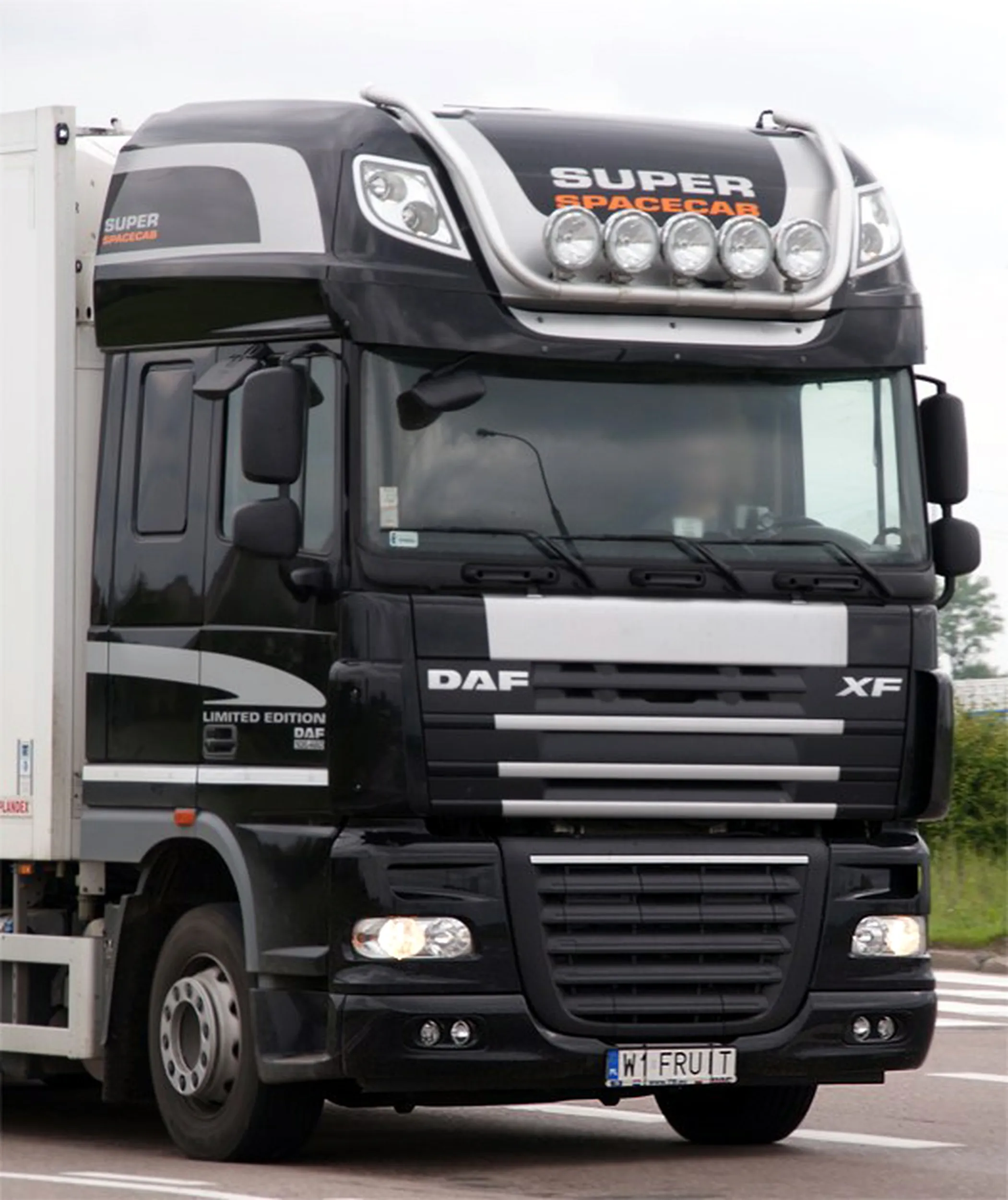 Fajny numer, blacha W1 FRUIT