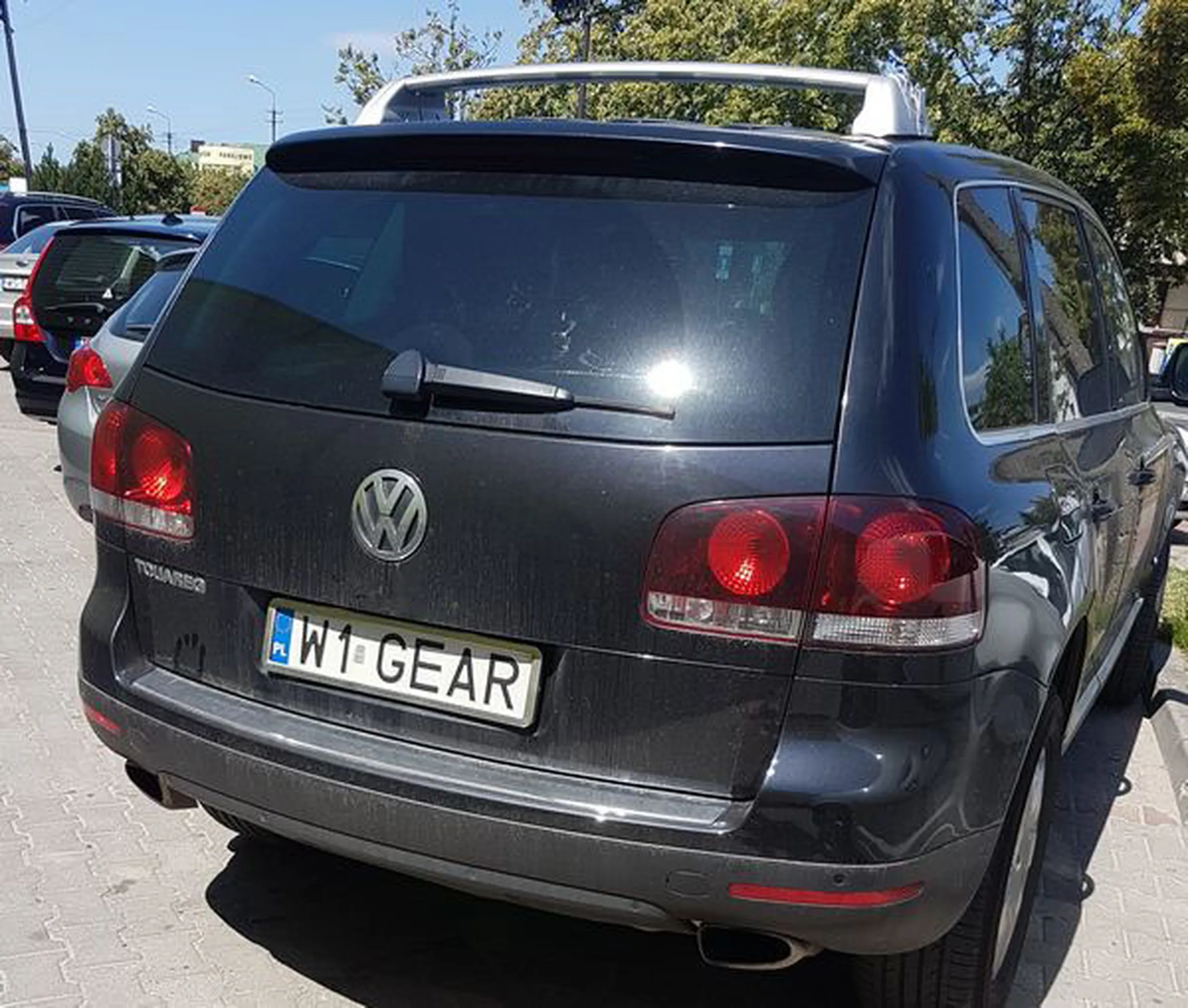 Fajny numer, blacha W1 GEAR