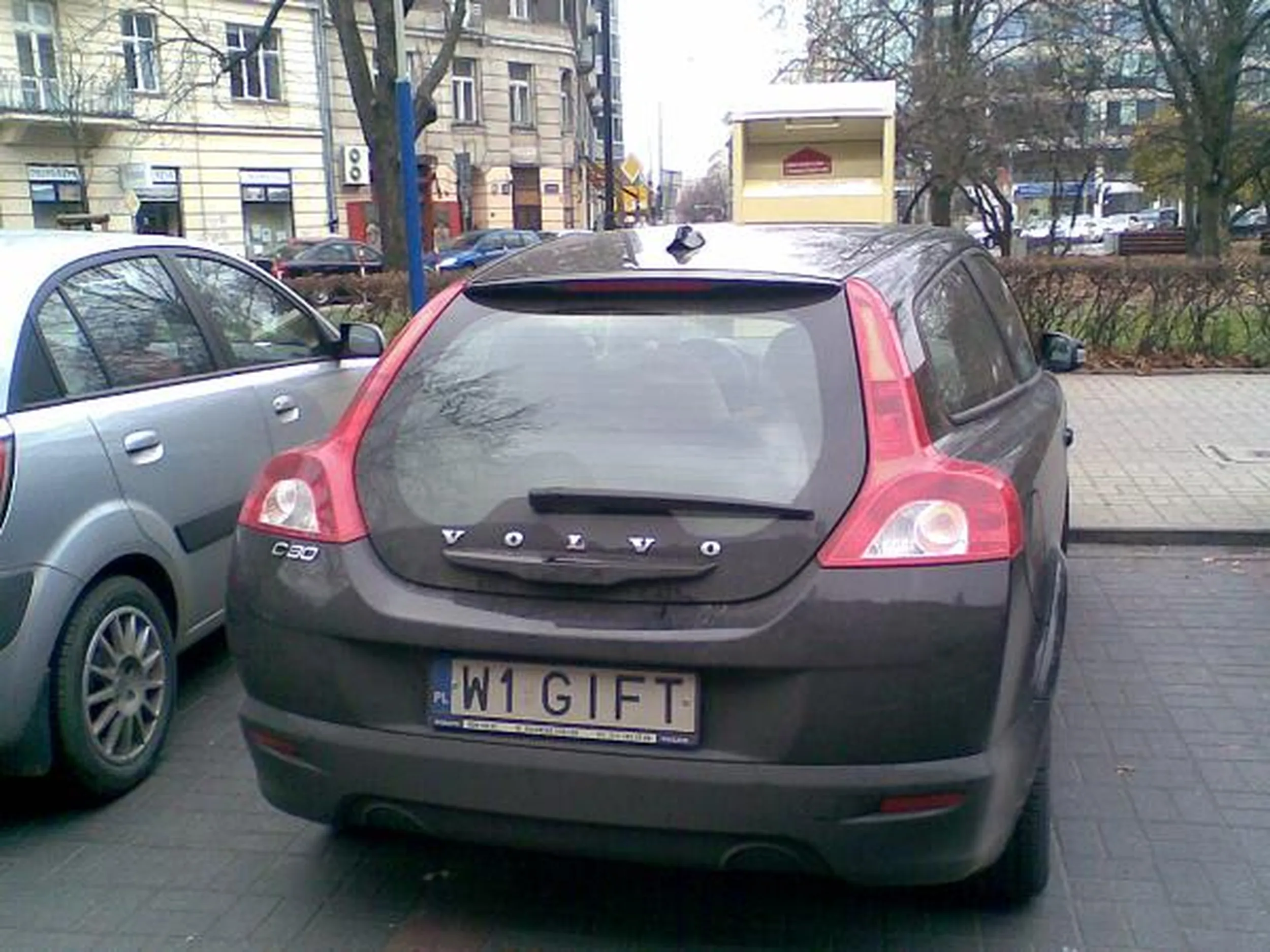 Fajny numer, blacha W1 GIFT