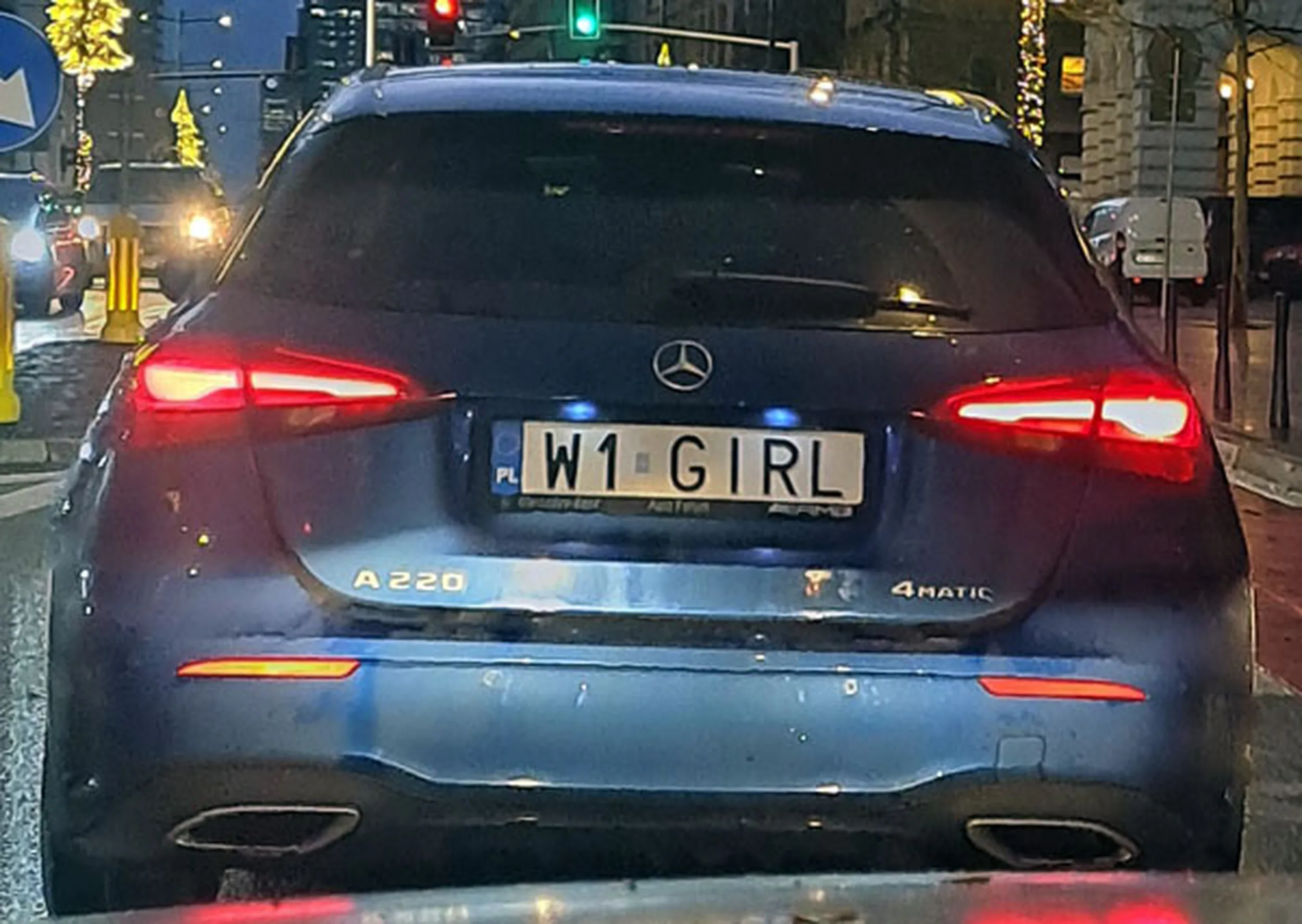 Fajny numer, blacha W1 GIRL