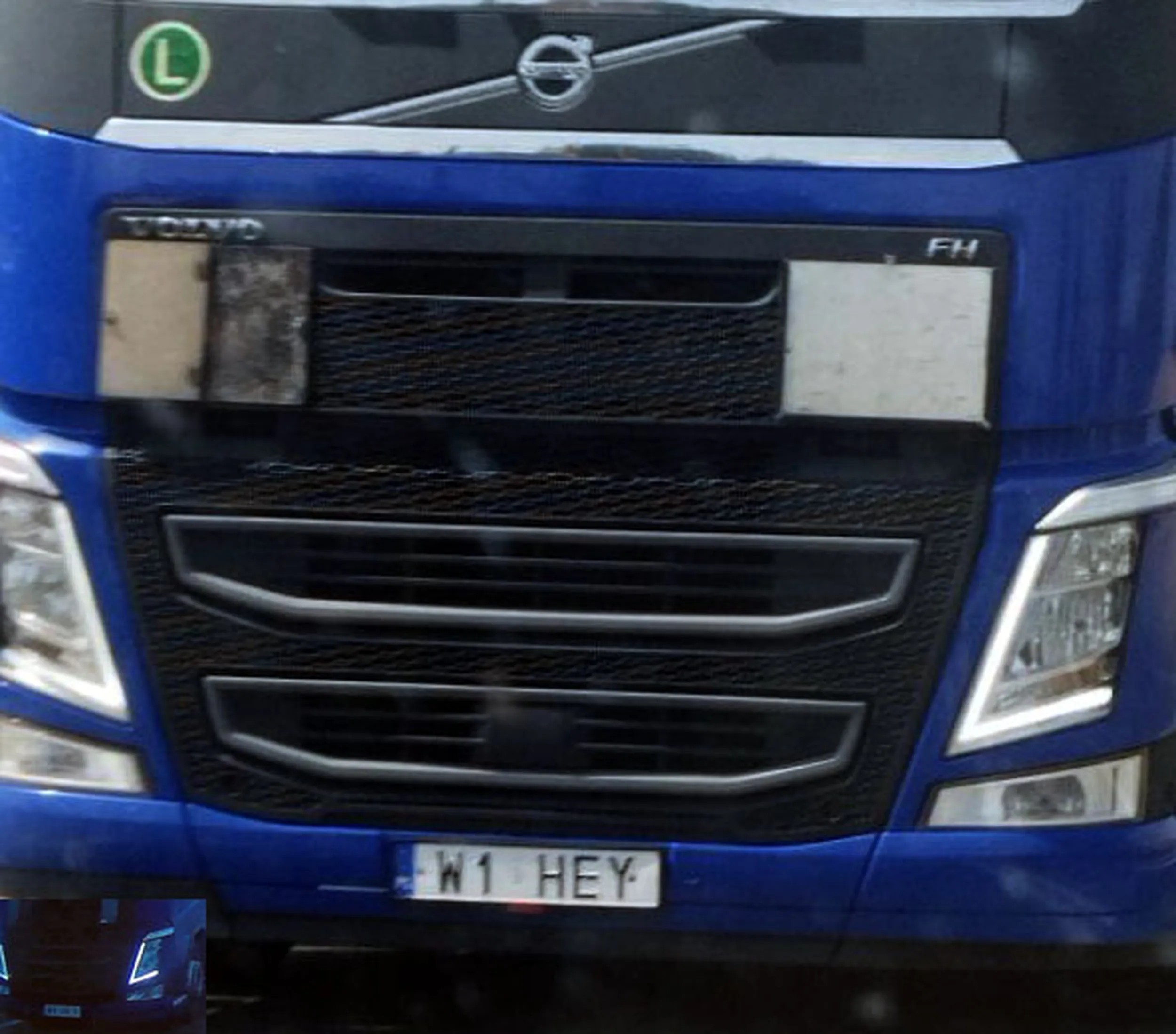 Fajny numer, blacha W1 HEY