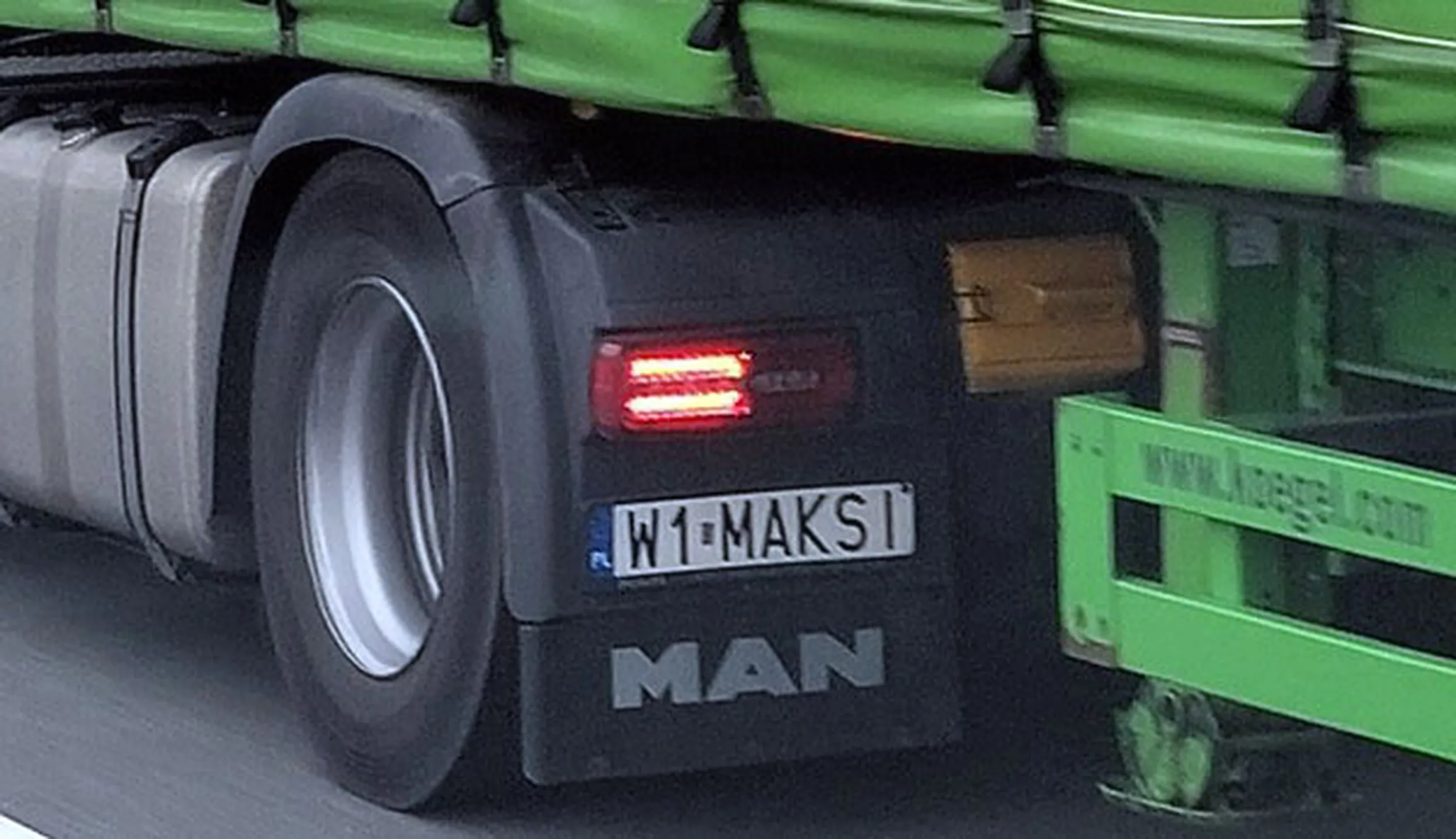 Fajny numer, blacha W1 MAKSI