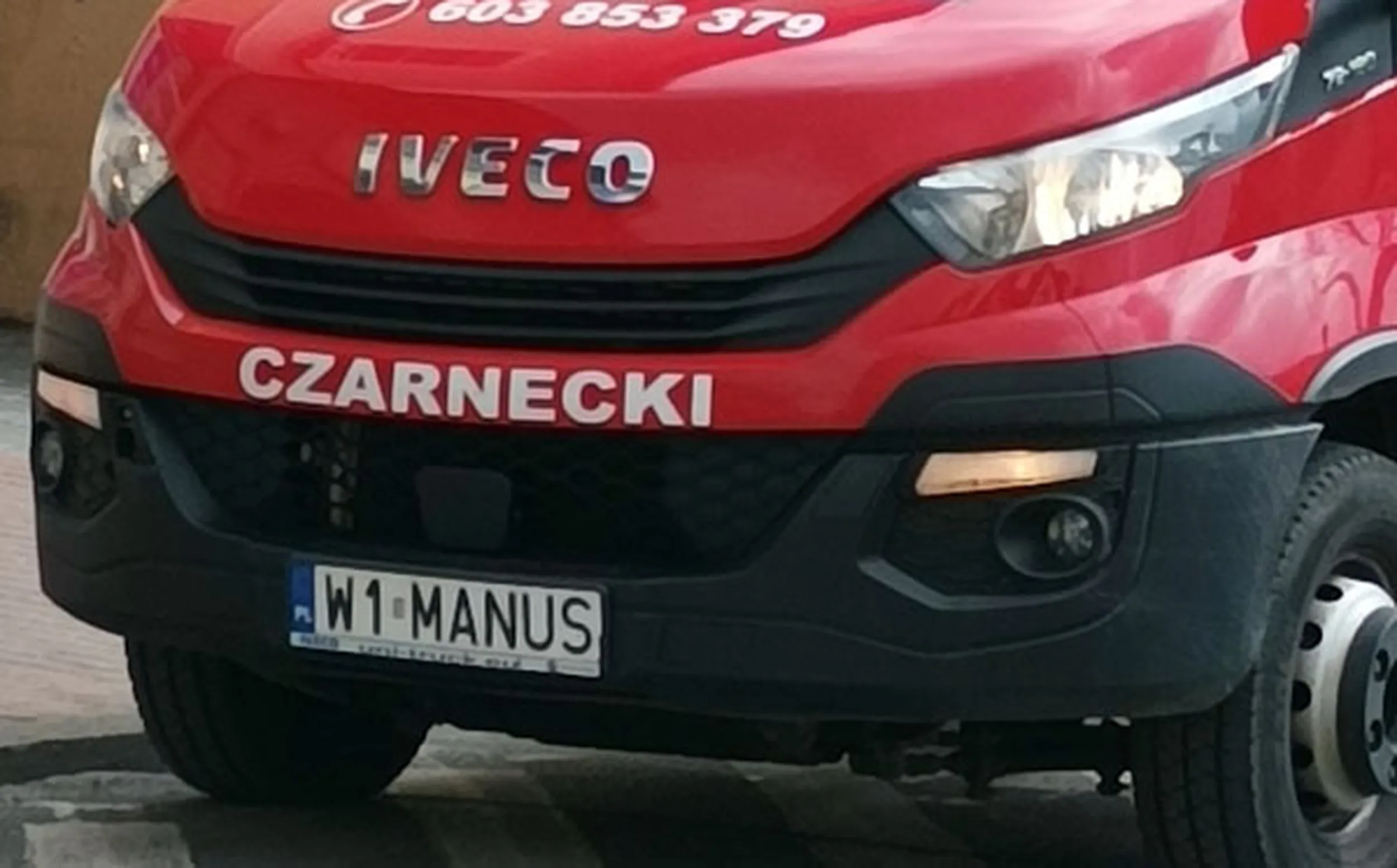 Fajny numer, blacha W1 MANUS