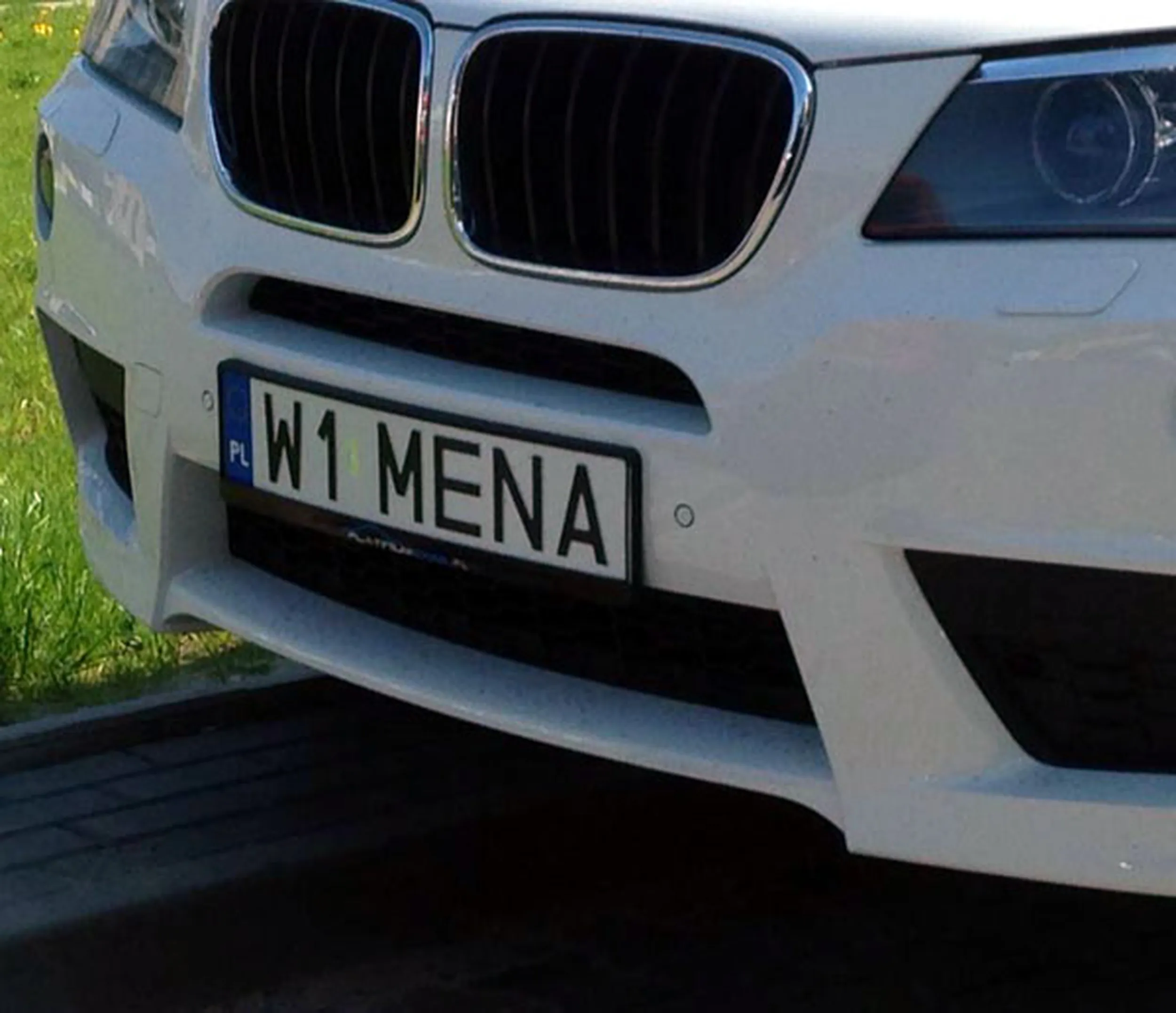 Fajny numer, blacha W1 MENA