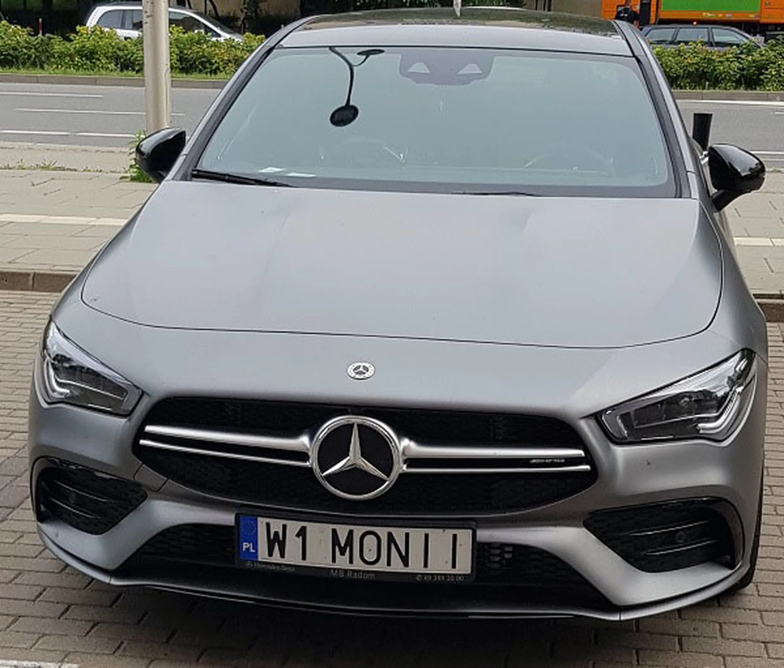 Fajny numer, blacha W1 MONII