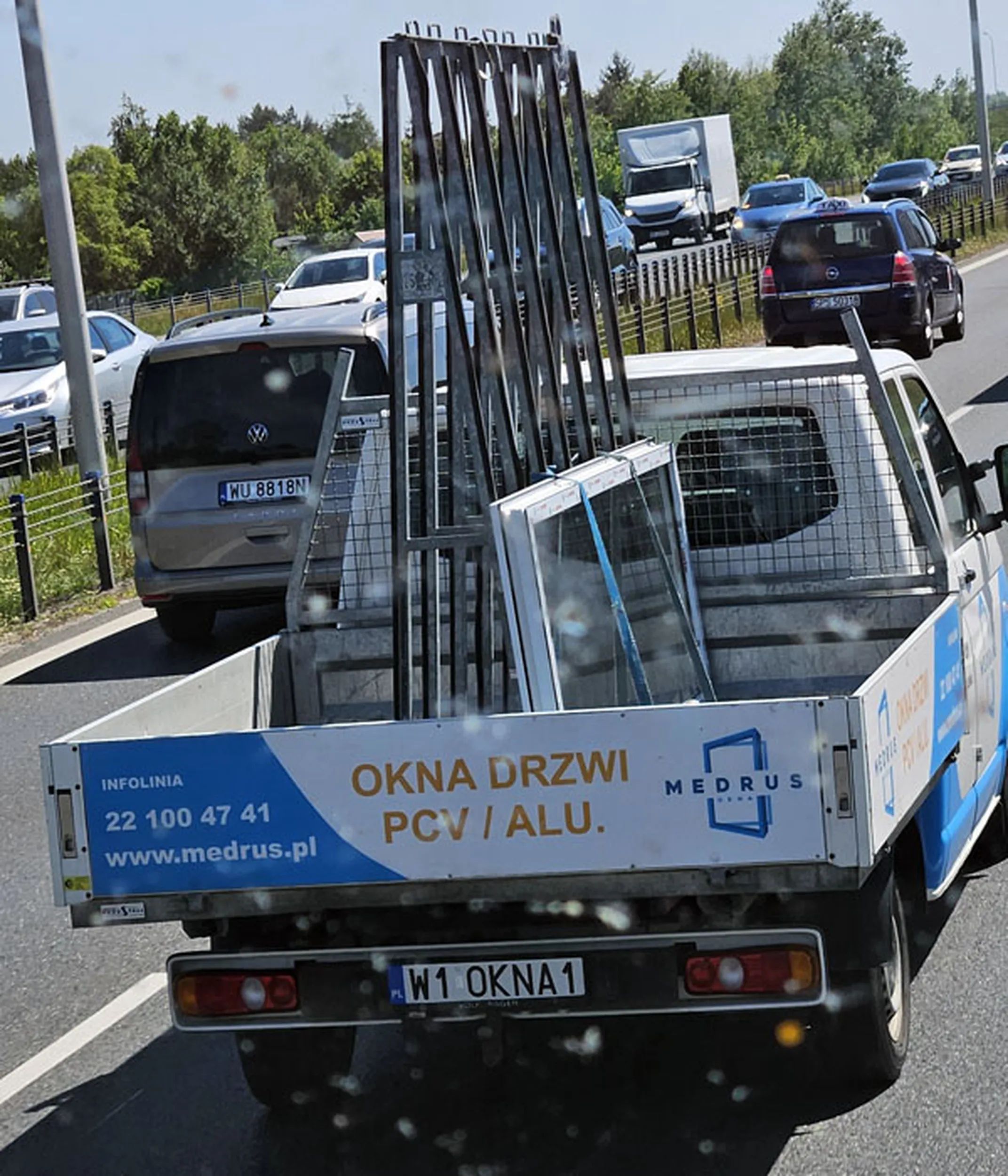 Fajny numer, blacha W1 OKNA1