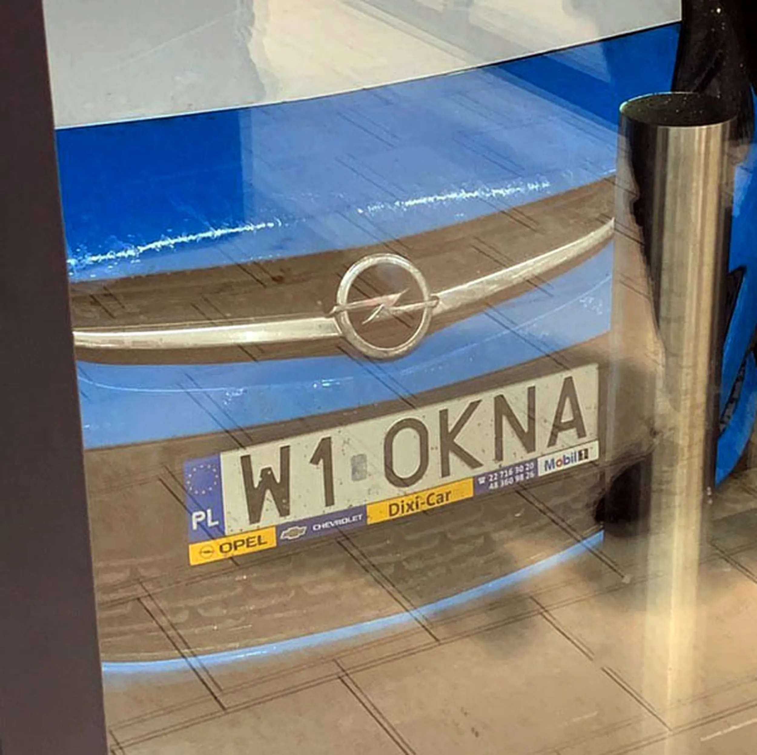 Fajny numer, blacha W1 OKNA