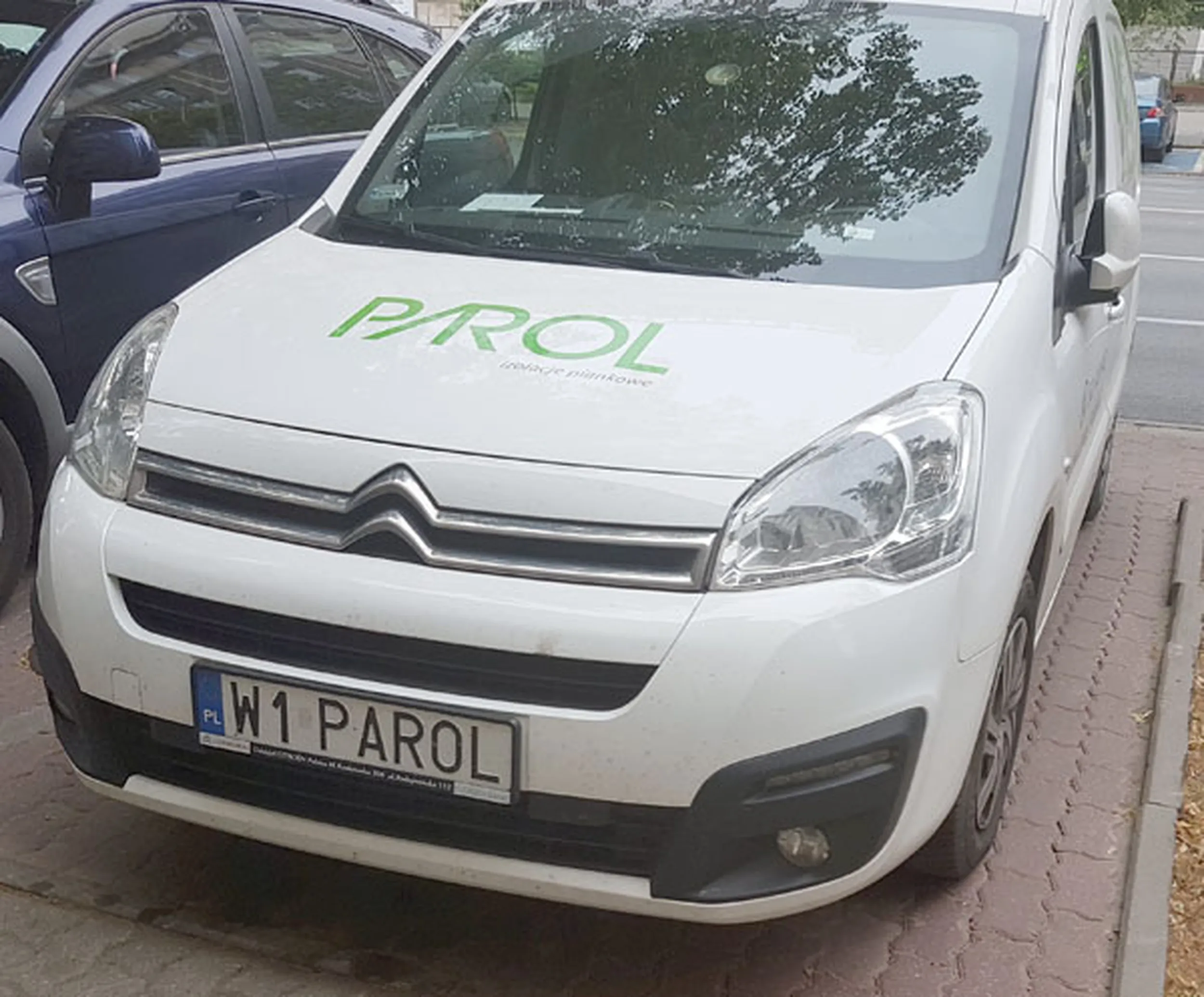 Fajny numer, blacha W1 PAROL