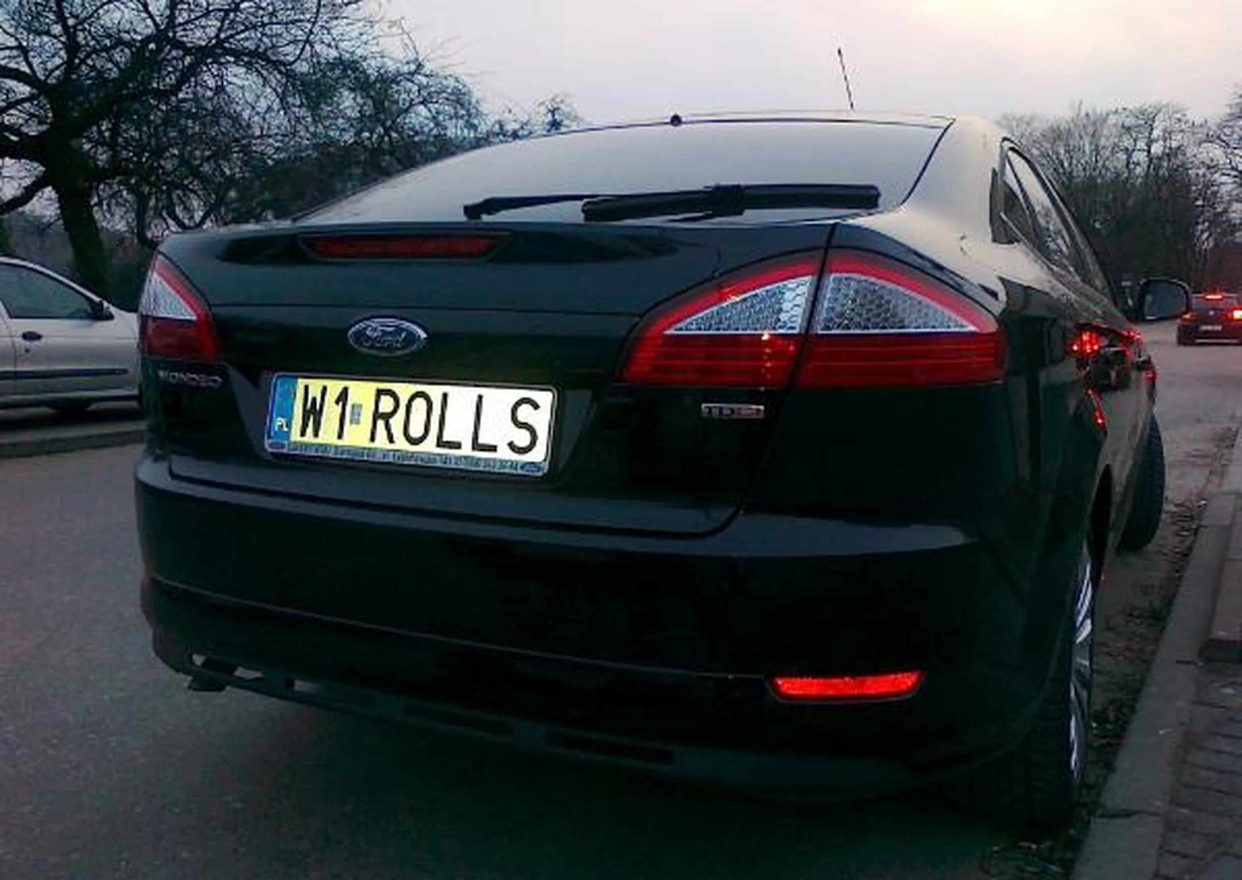 Fajny numer, blacha W1 ROLLS