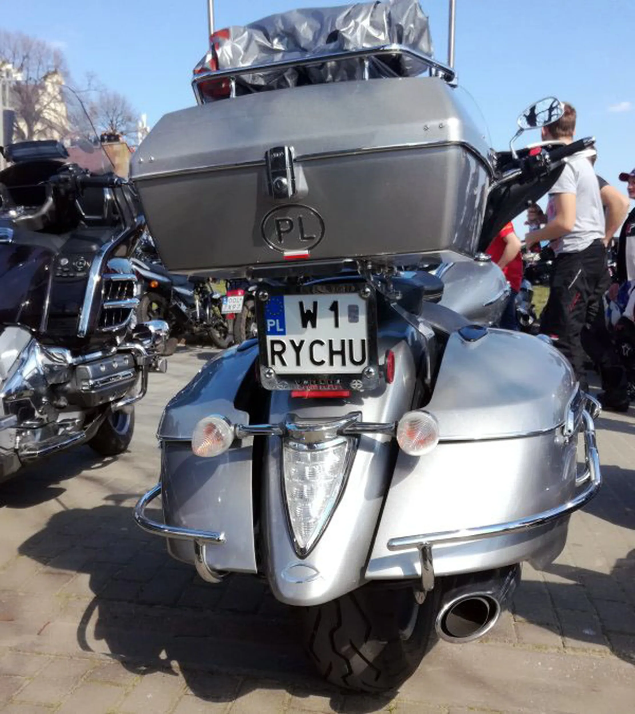 Fajny numer, blacha W1 RYCHU