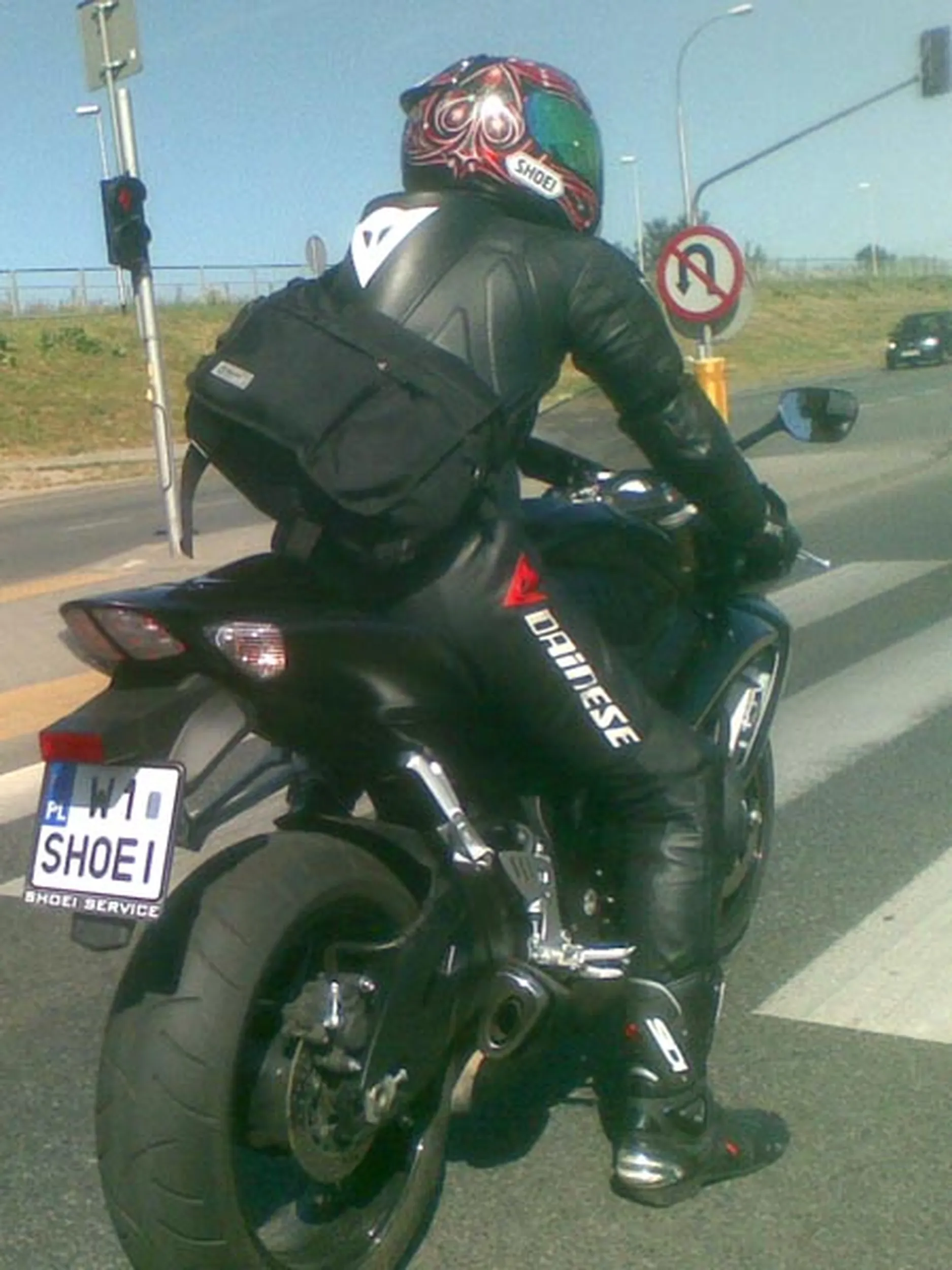 Fajny numer, blacha W1 SHOEI