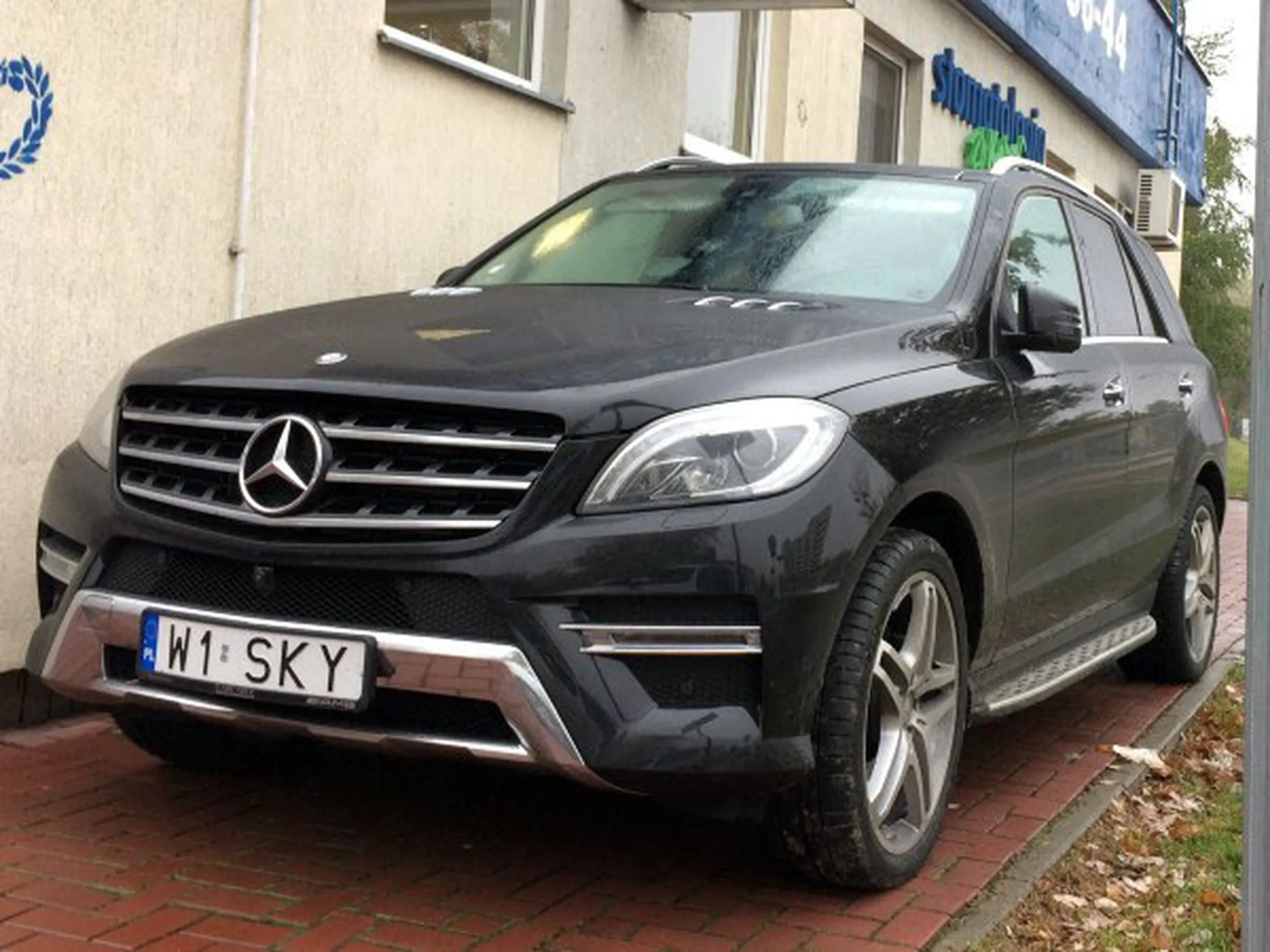 Fajny numer, blacha W1 SKY