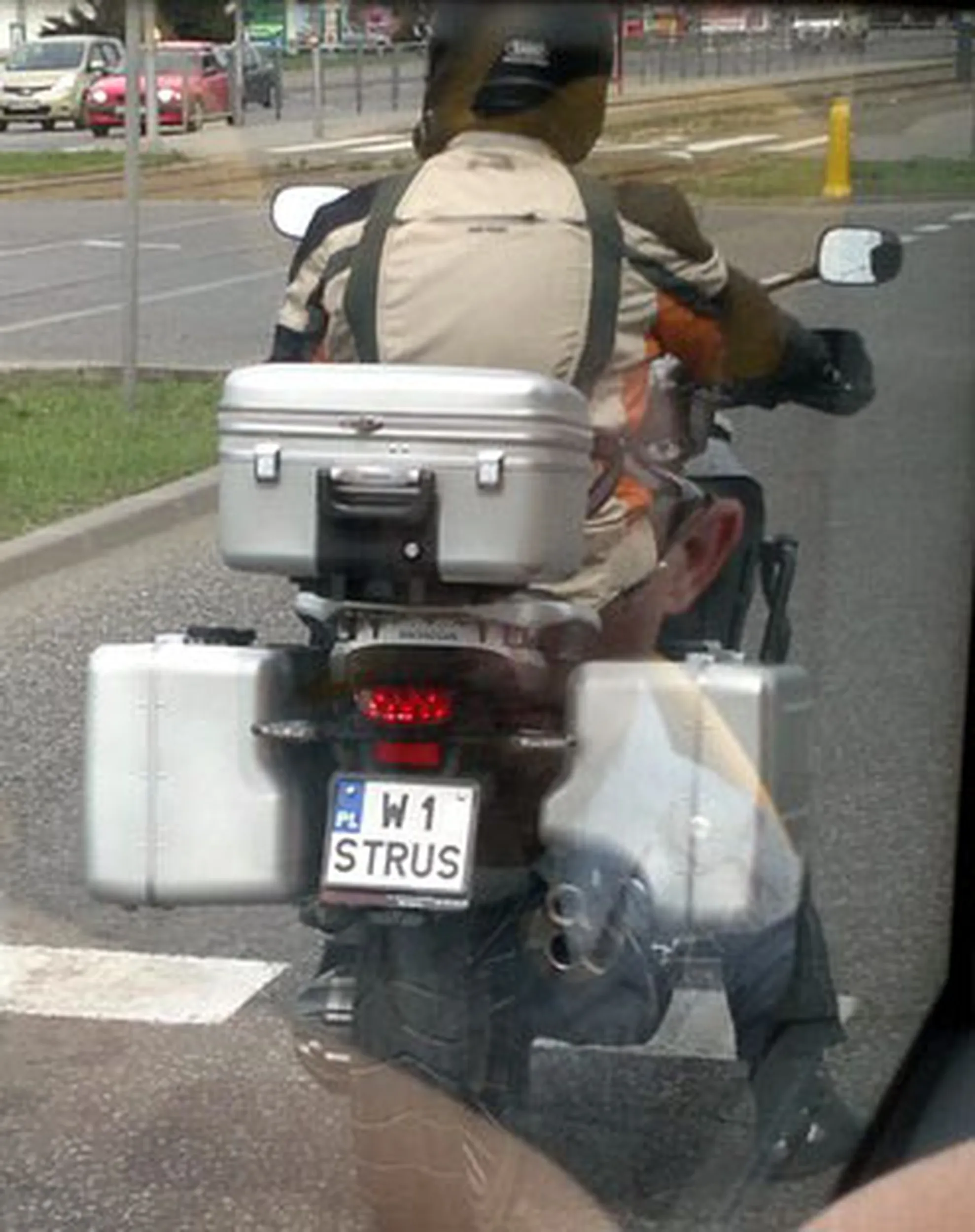 Fajny numer, blacha W1 STRUS