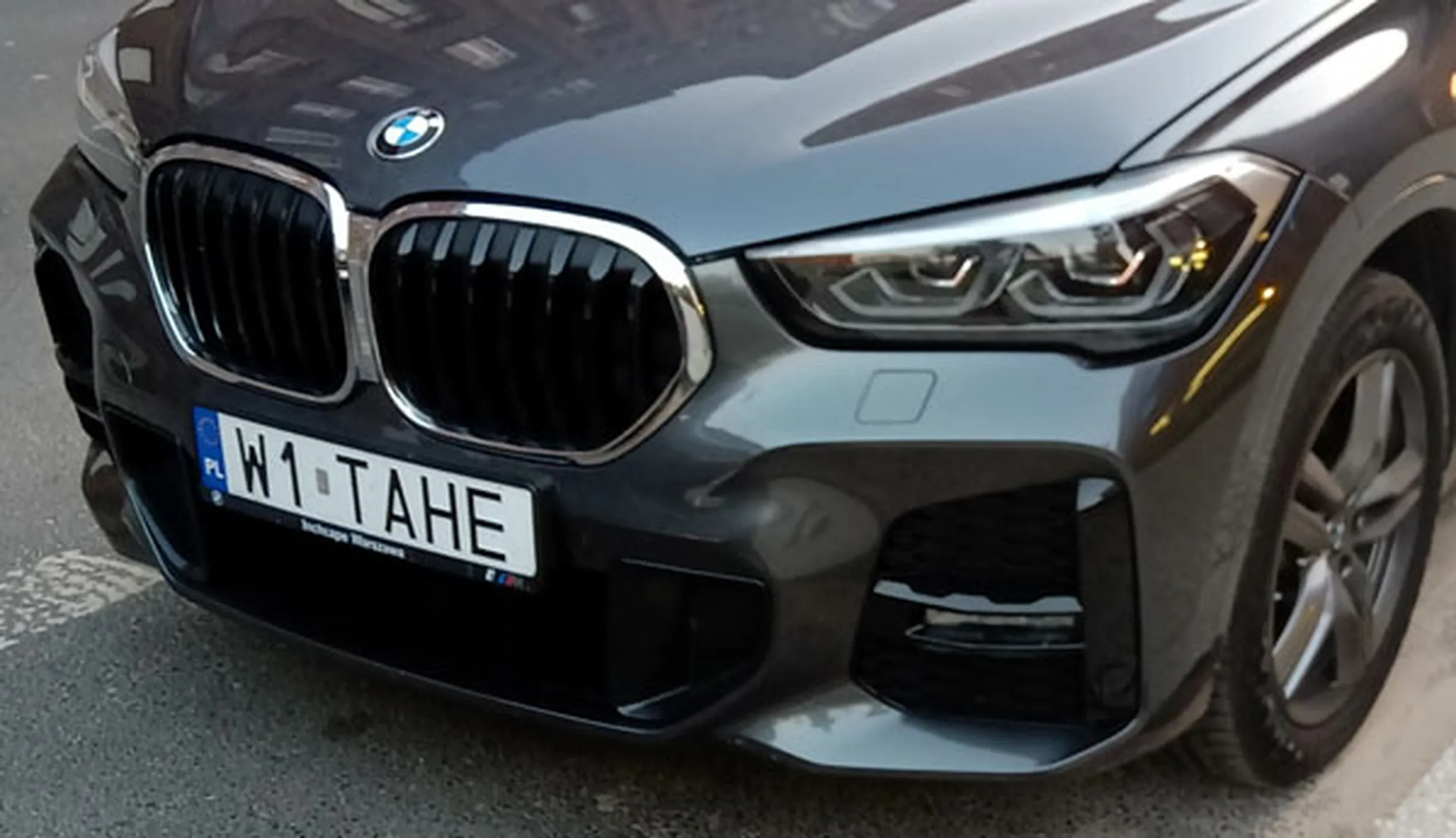 Fajny numer, blacha W1 TAHE