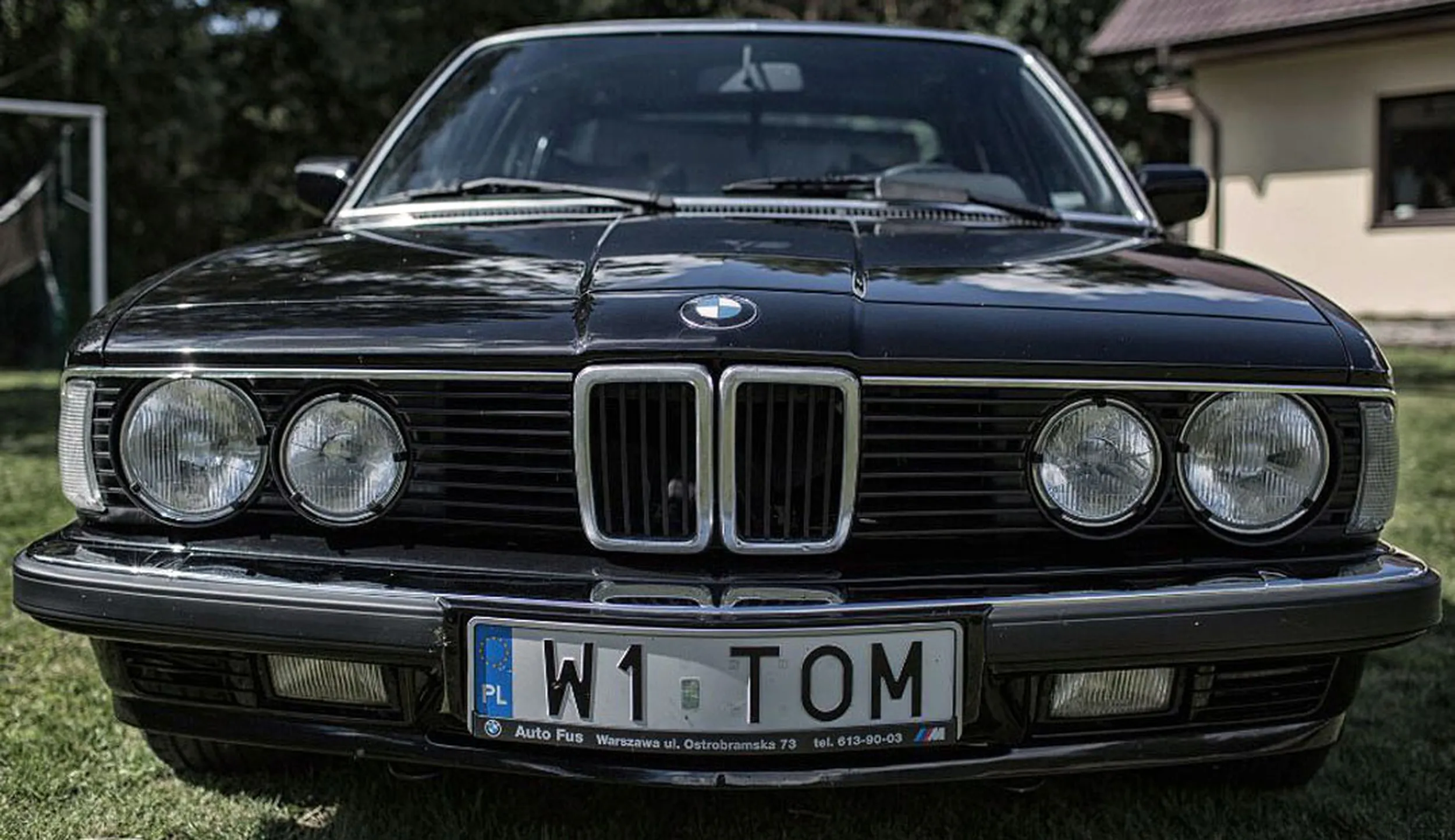 Fajny numer, blacha W1 TOM