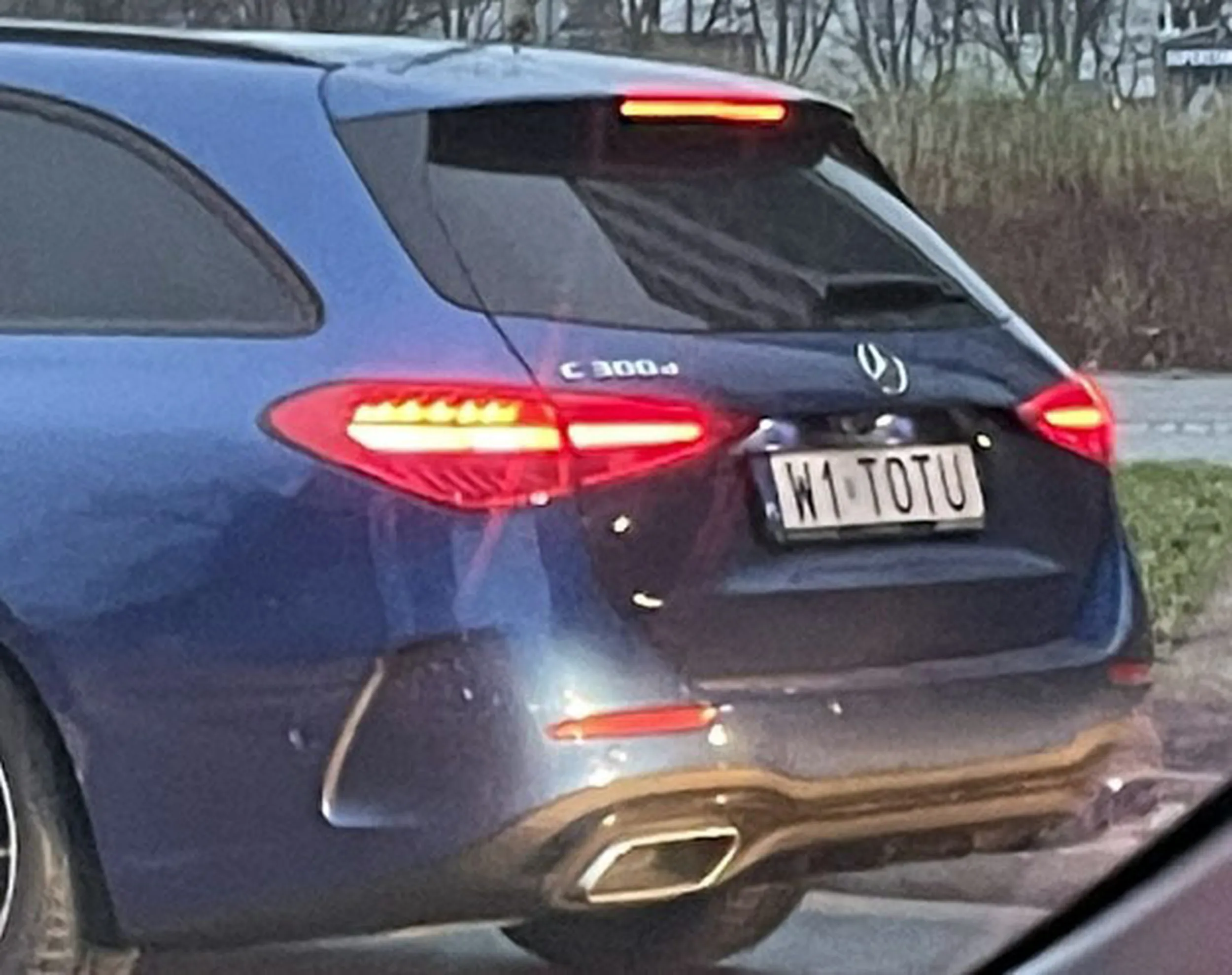 Fajny numer, blacha W1 TOTU