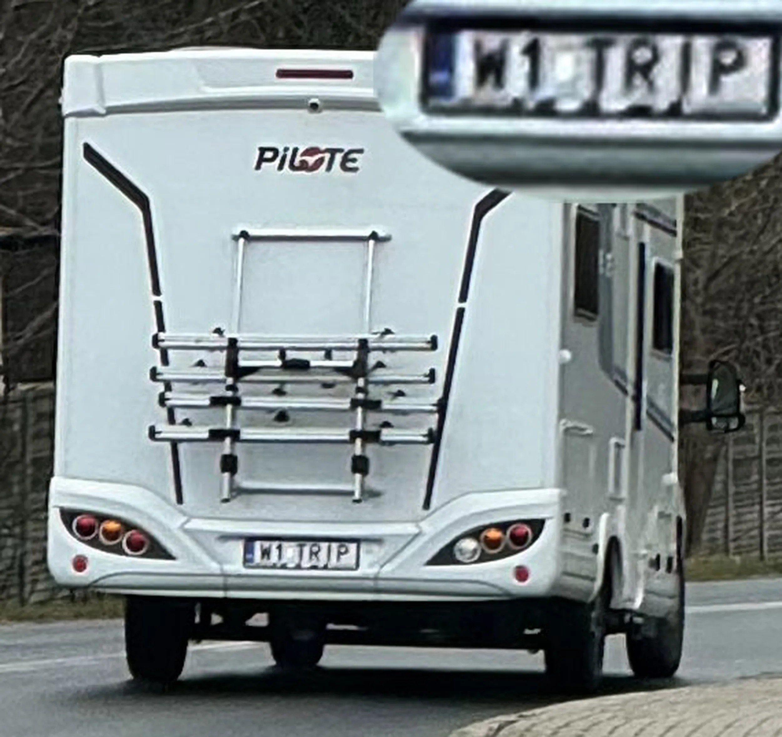 Fajny numer, blacha W1 TRIP