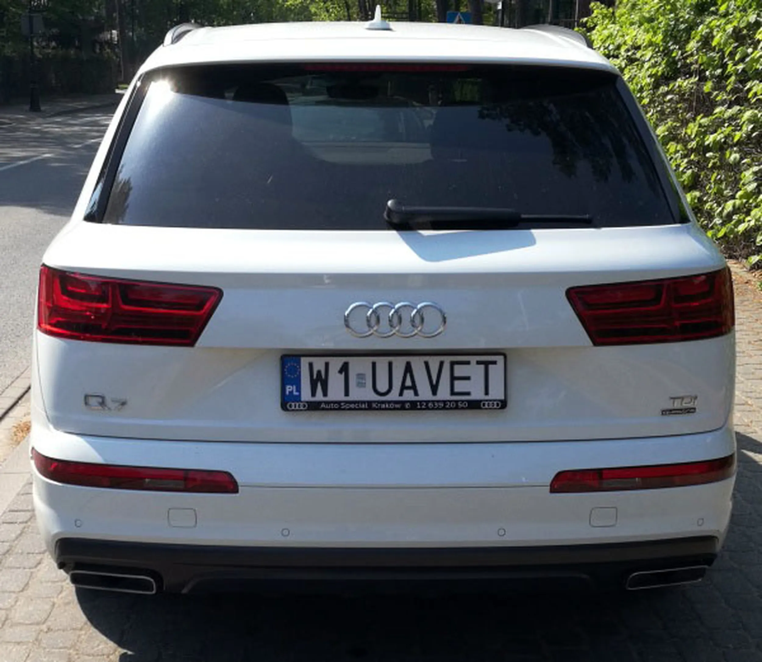 Fajny numer, blacha W1 UAVET