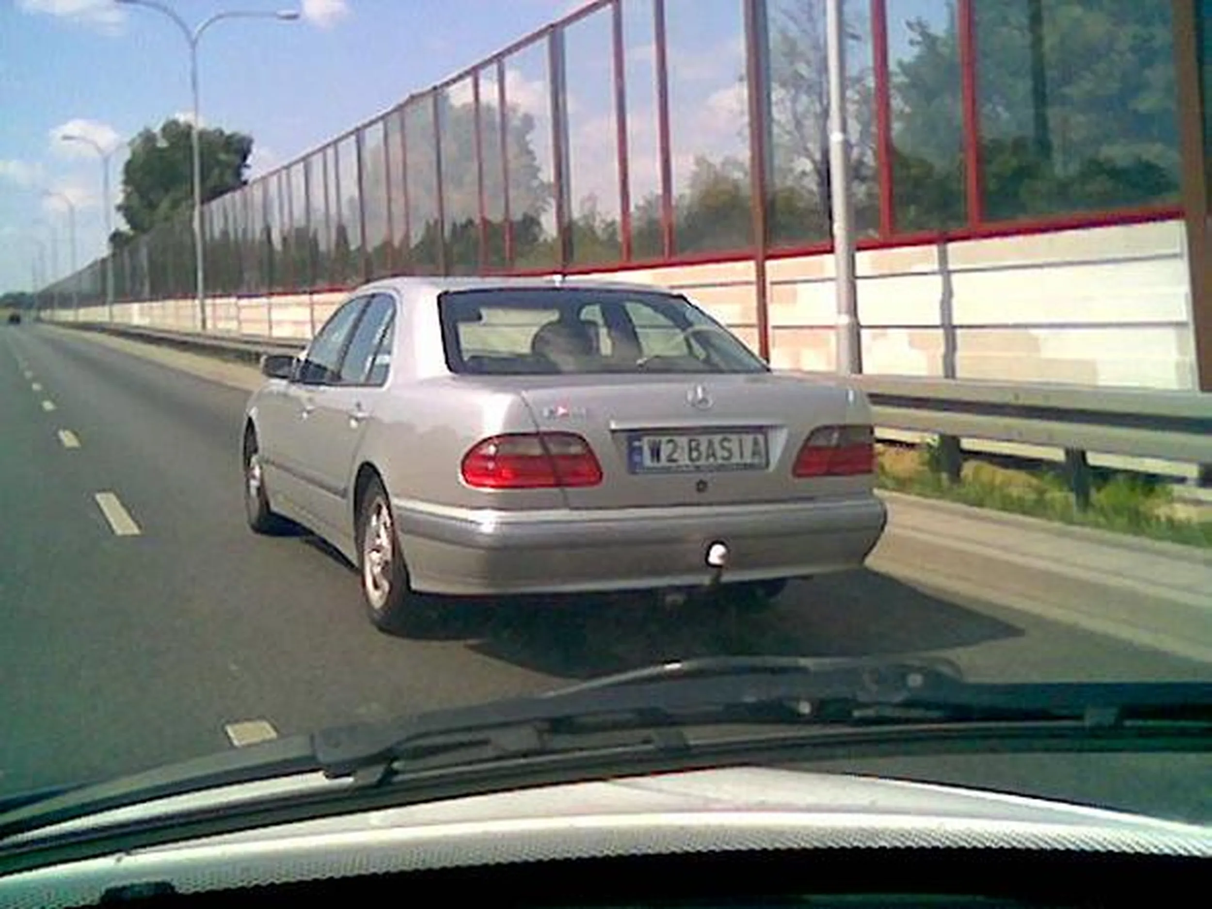 Fajny numer, blacha W2 BASIA