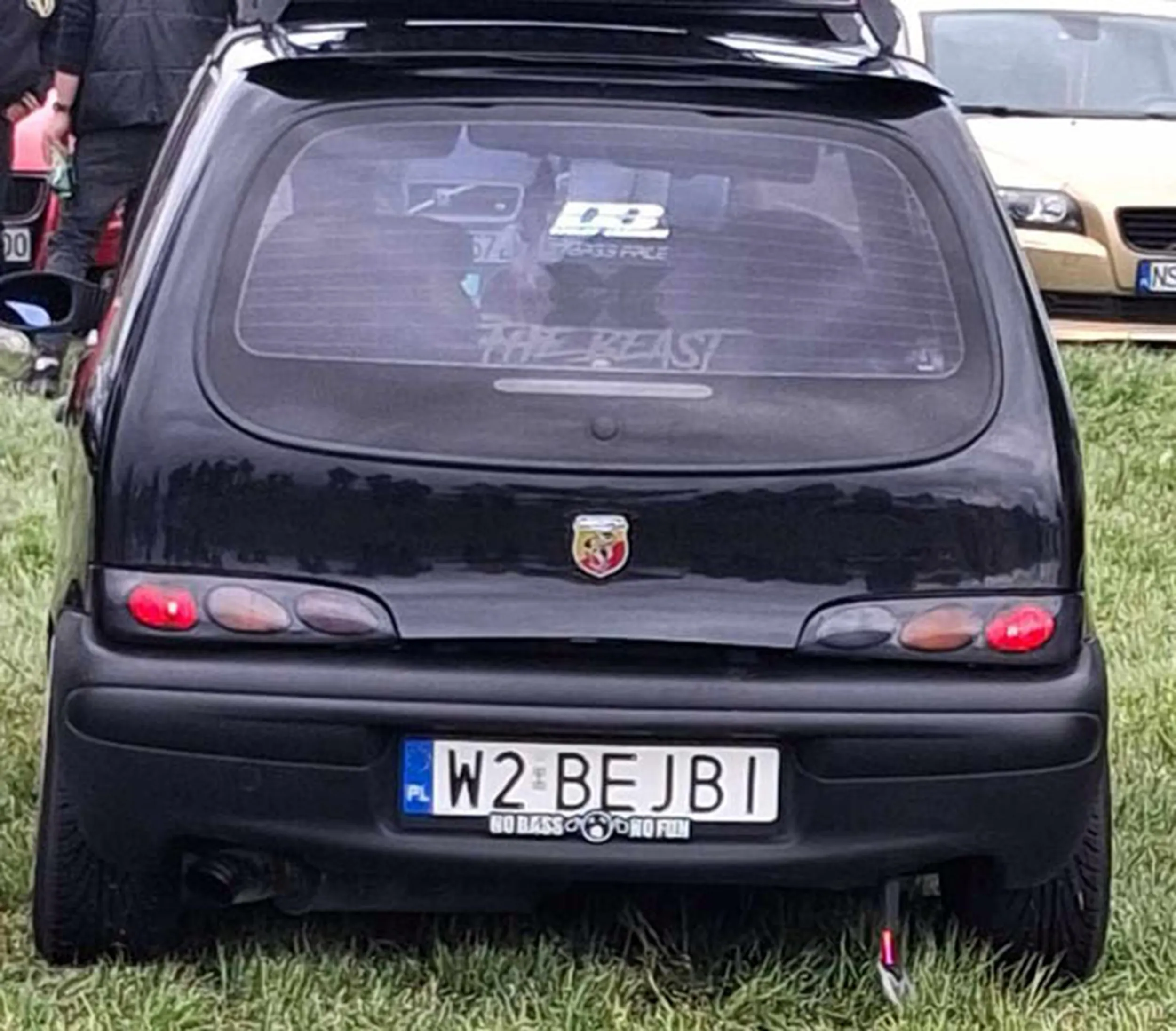 Fajny numer, blacha W2 BEJBI