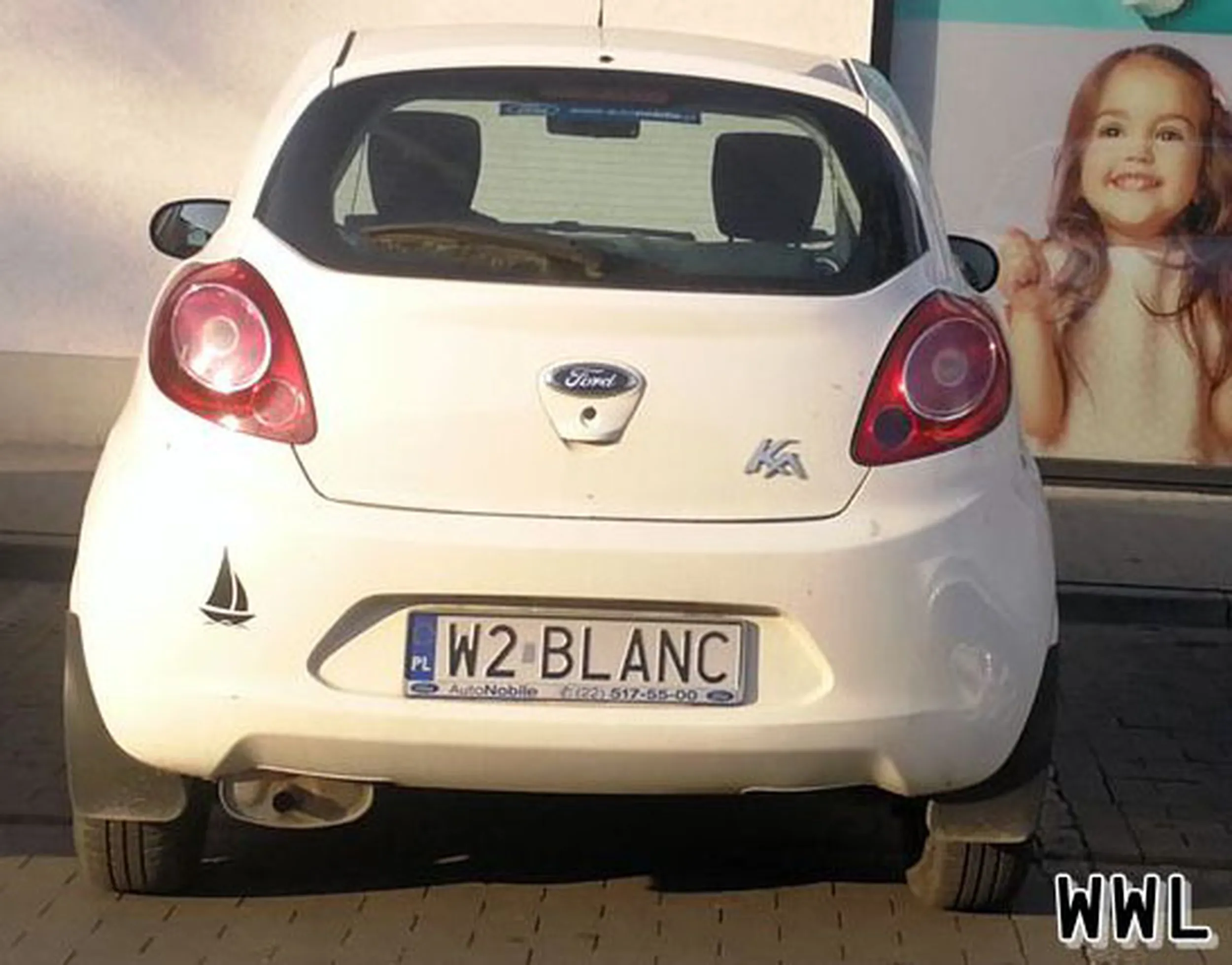 Fajny numer, blacha W2 BLANC