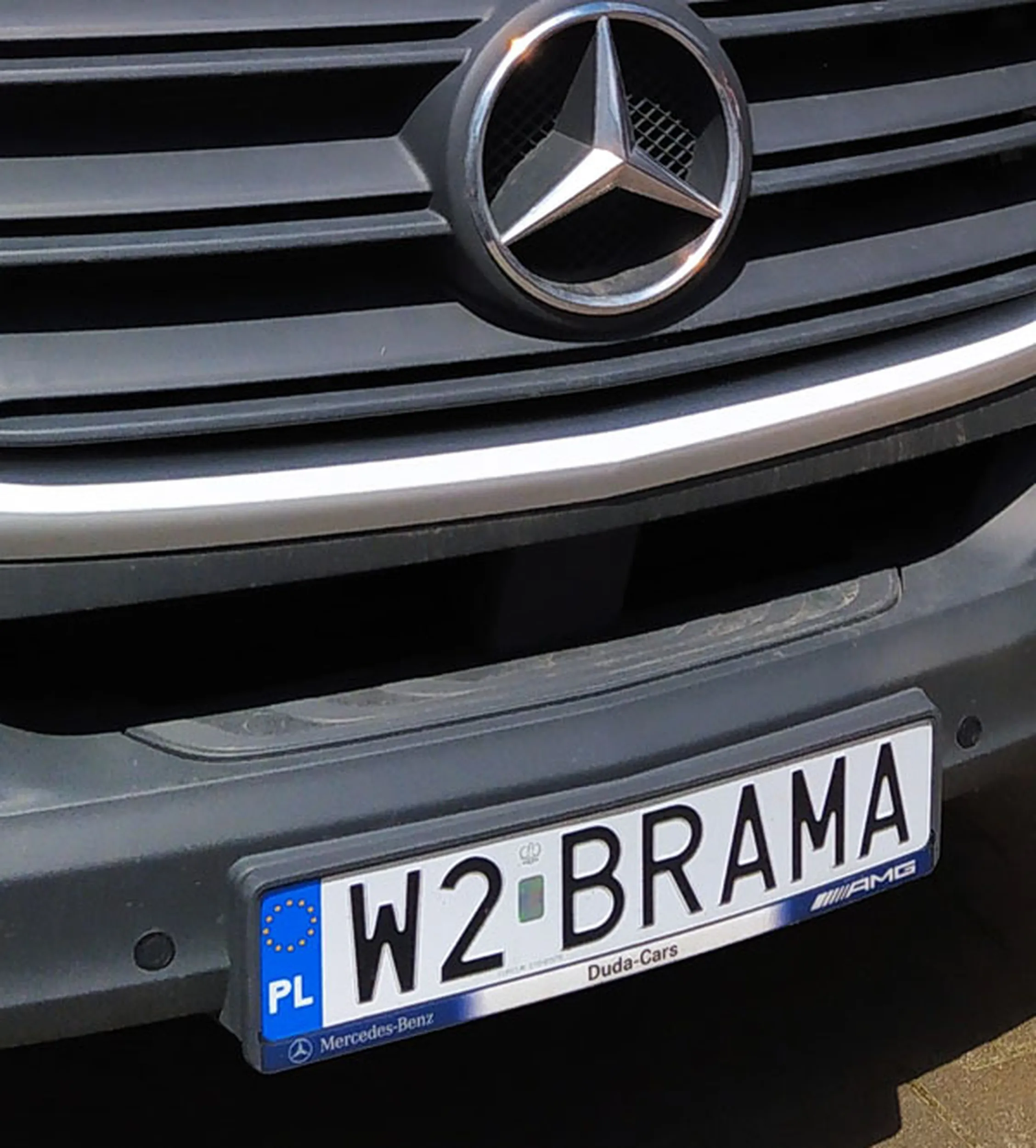 Fajny numer, blacha W2 BRAMA