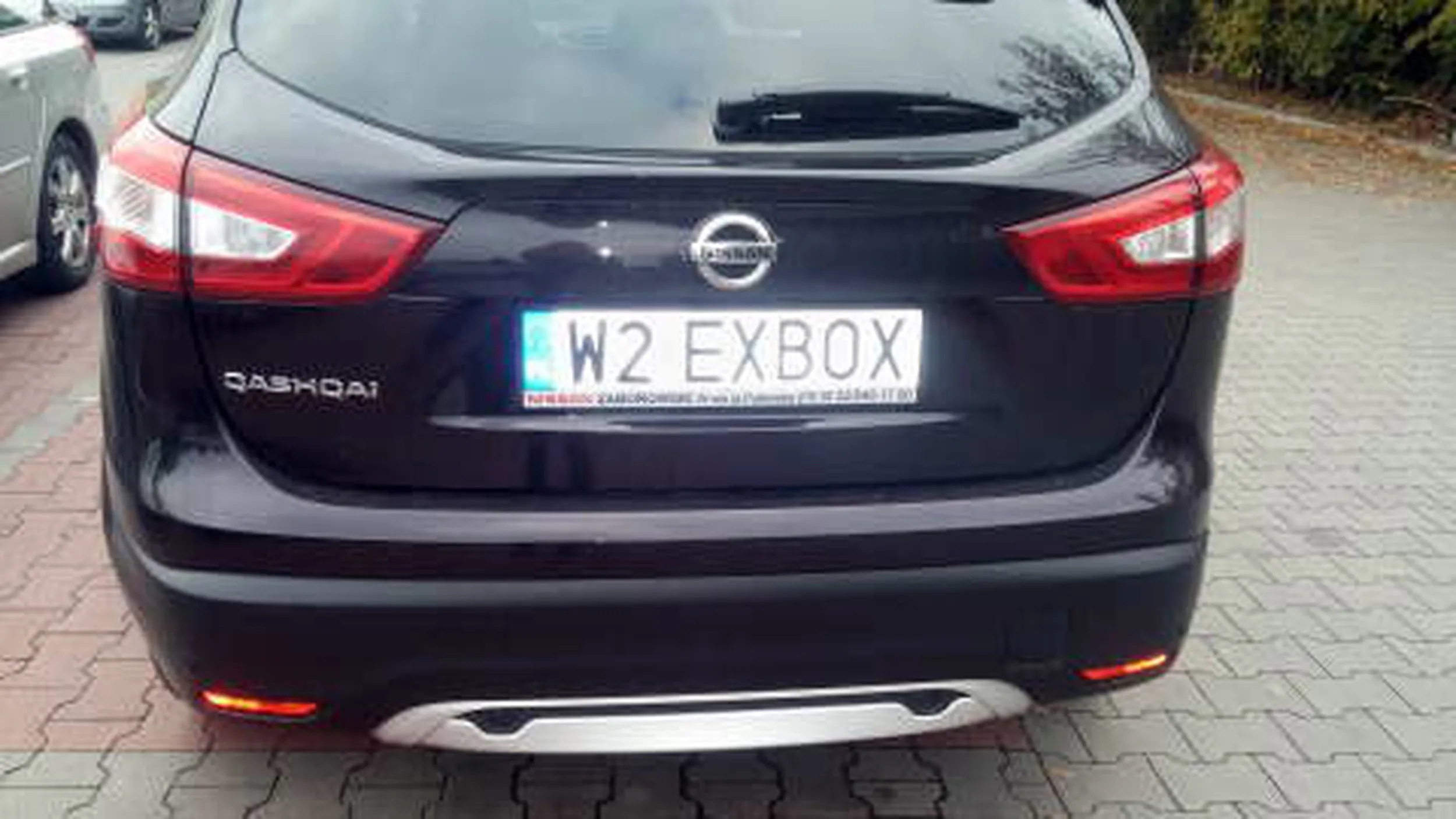 Fajny numer, blacha W2 EXBOX