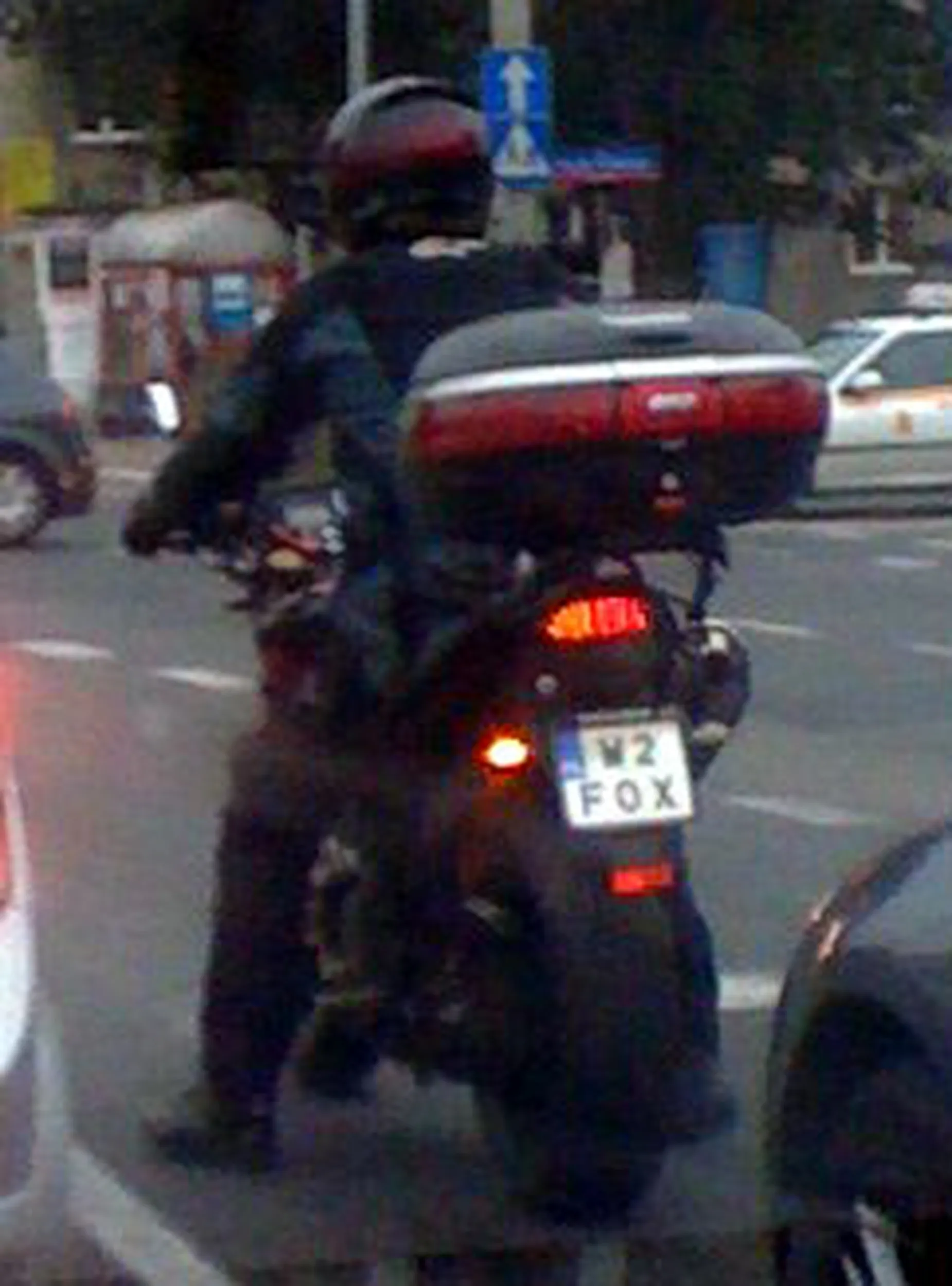 Fajny numer, blacha W2 FOX