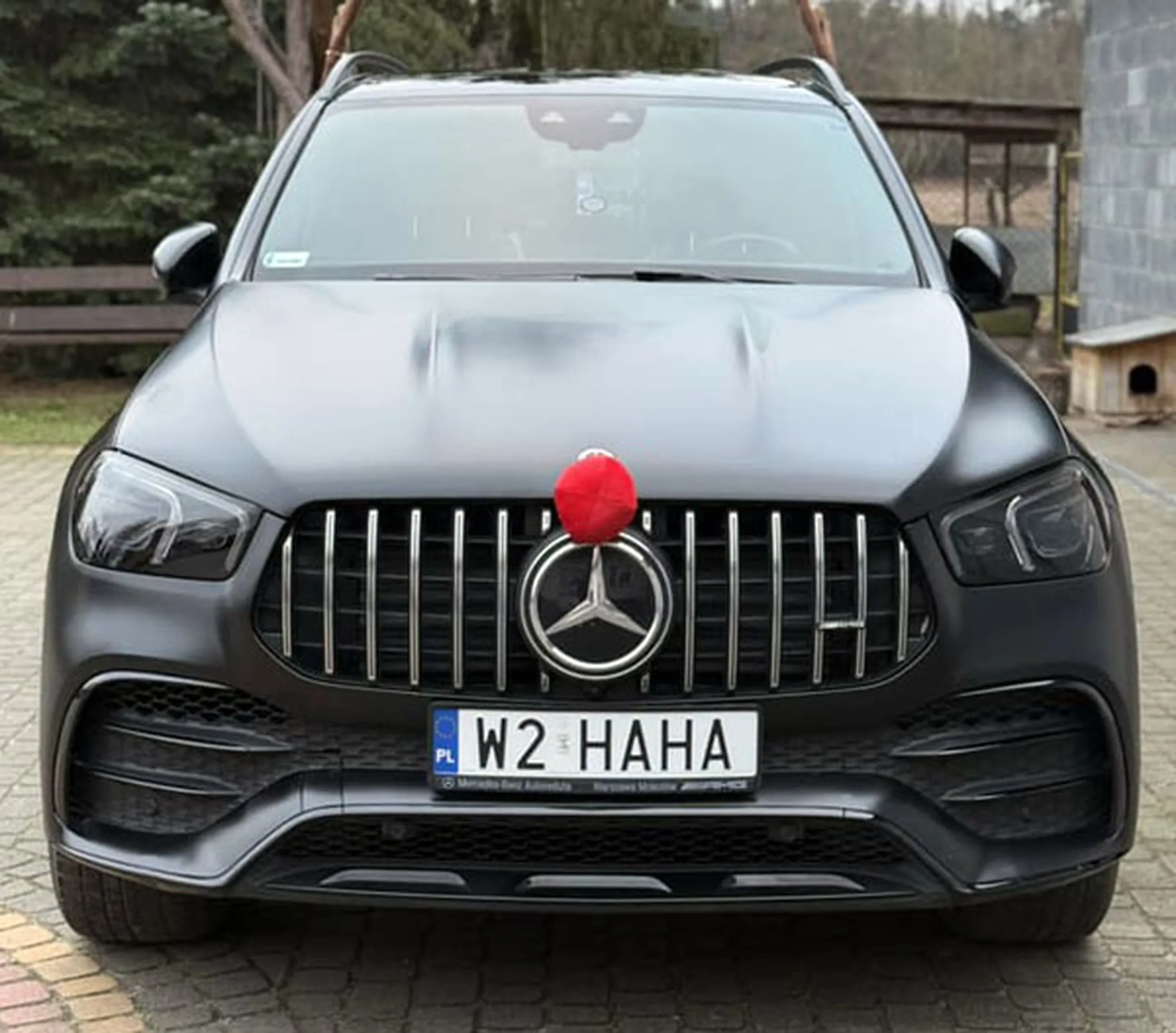 Fajny numer, blacha W2 HAHA