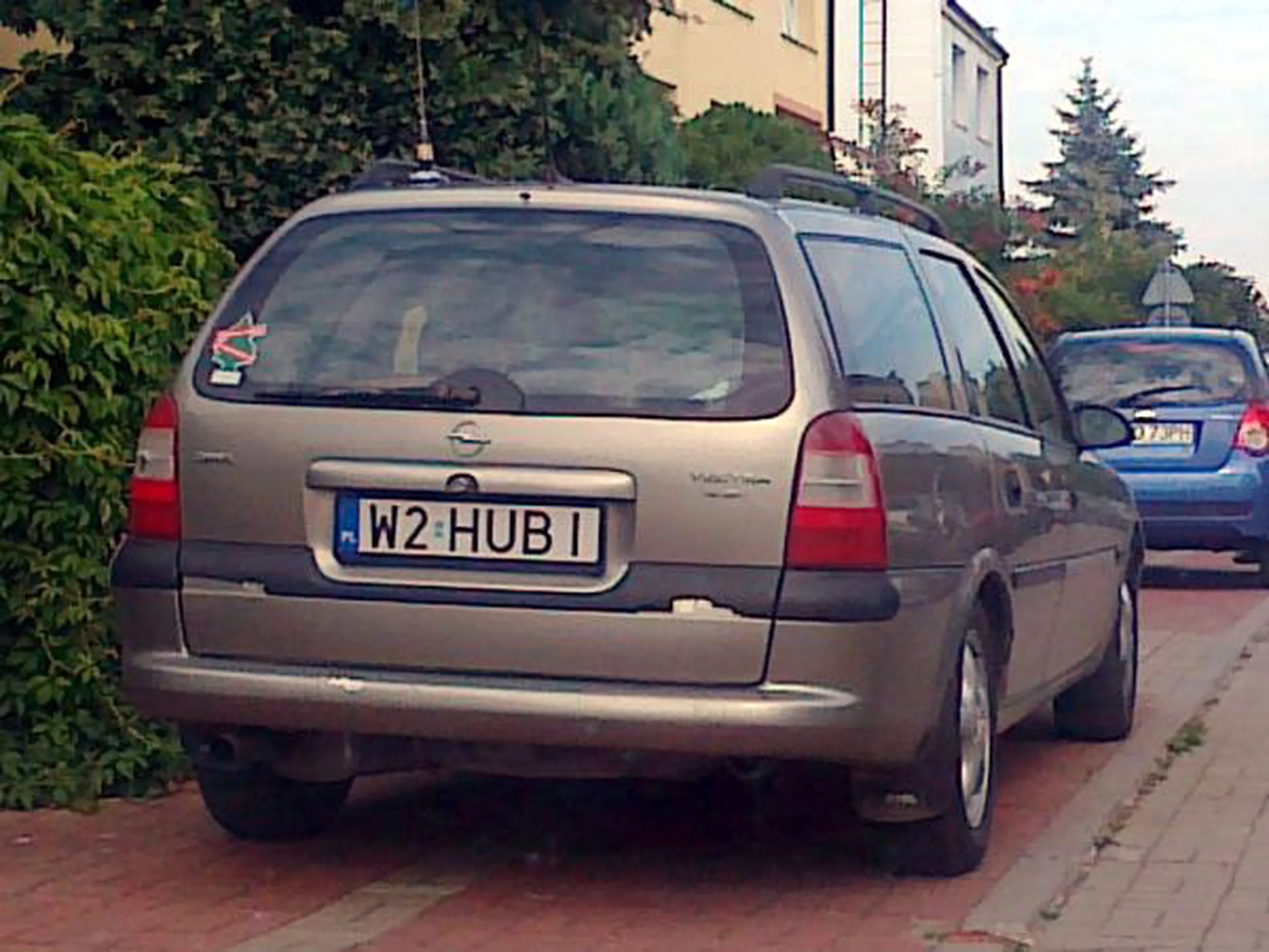 Fajny numer, blacha W2 HUBI