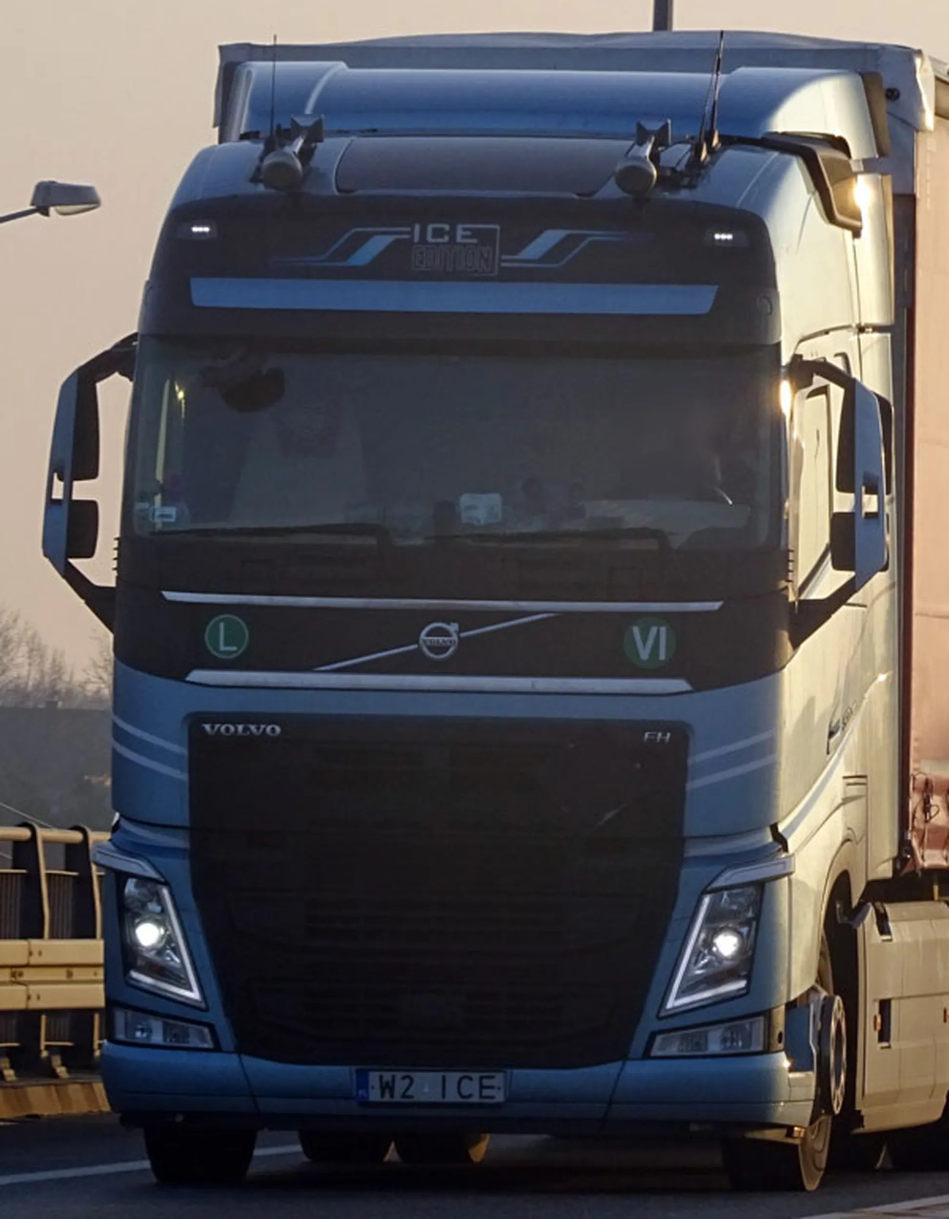 Fajny numer, blacha W2 ICE