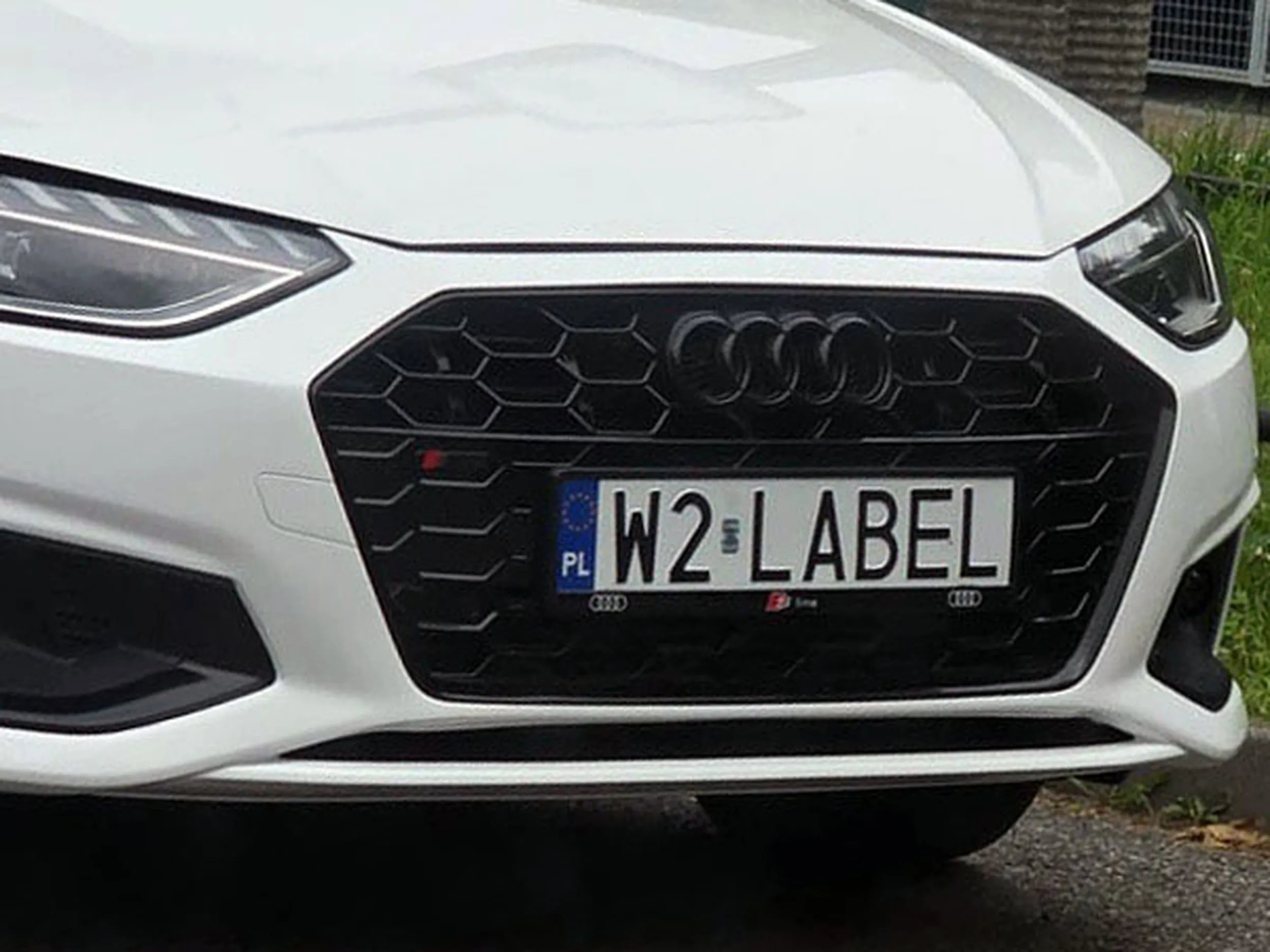 Fajny numer, blacha W2 LABEL