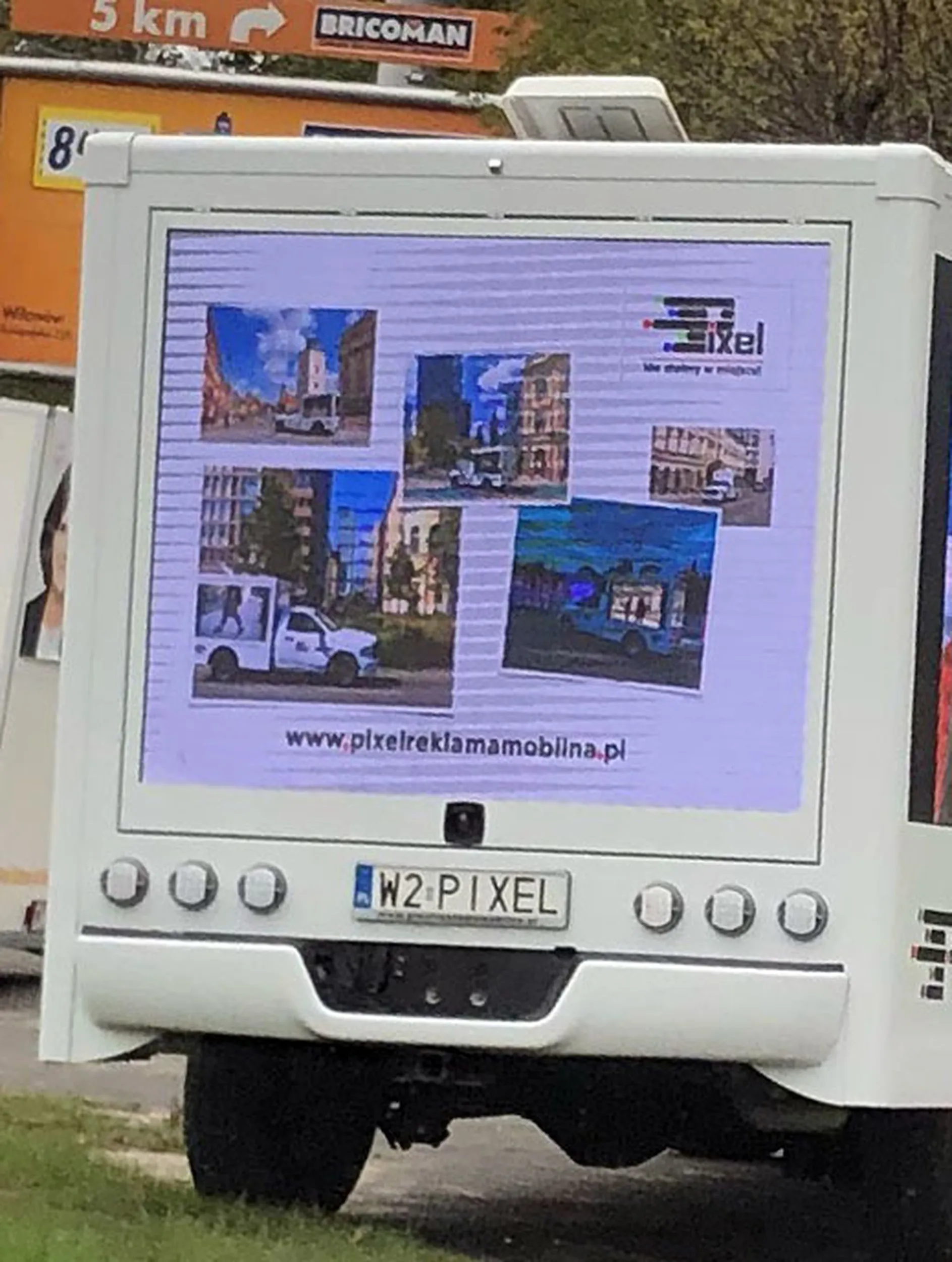 Fajny numer, blacha W2 PIXEL