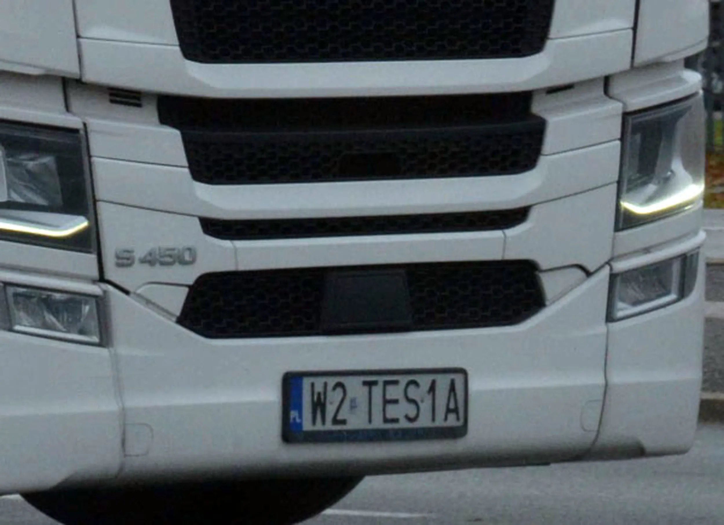 Fajny numer, blacha W2 TES1A