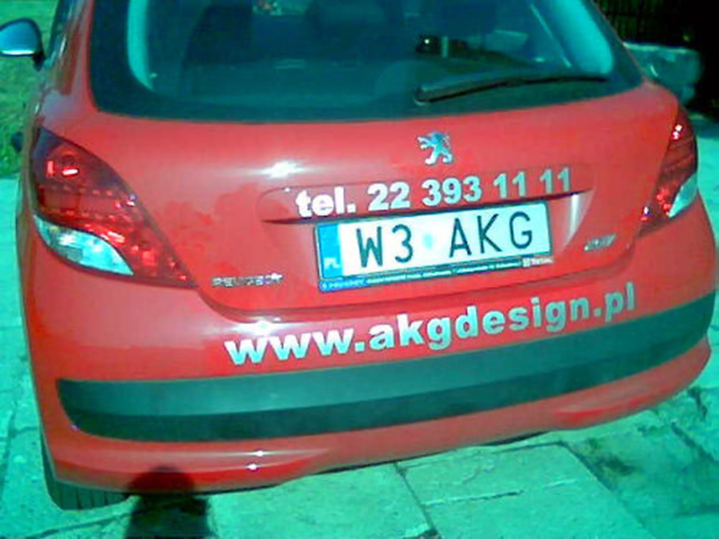 Fajny numer, blacha W3 AKG