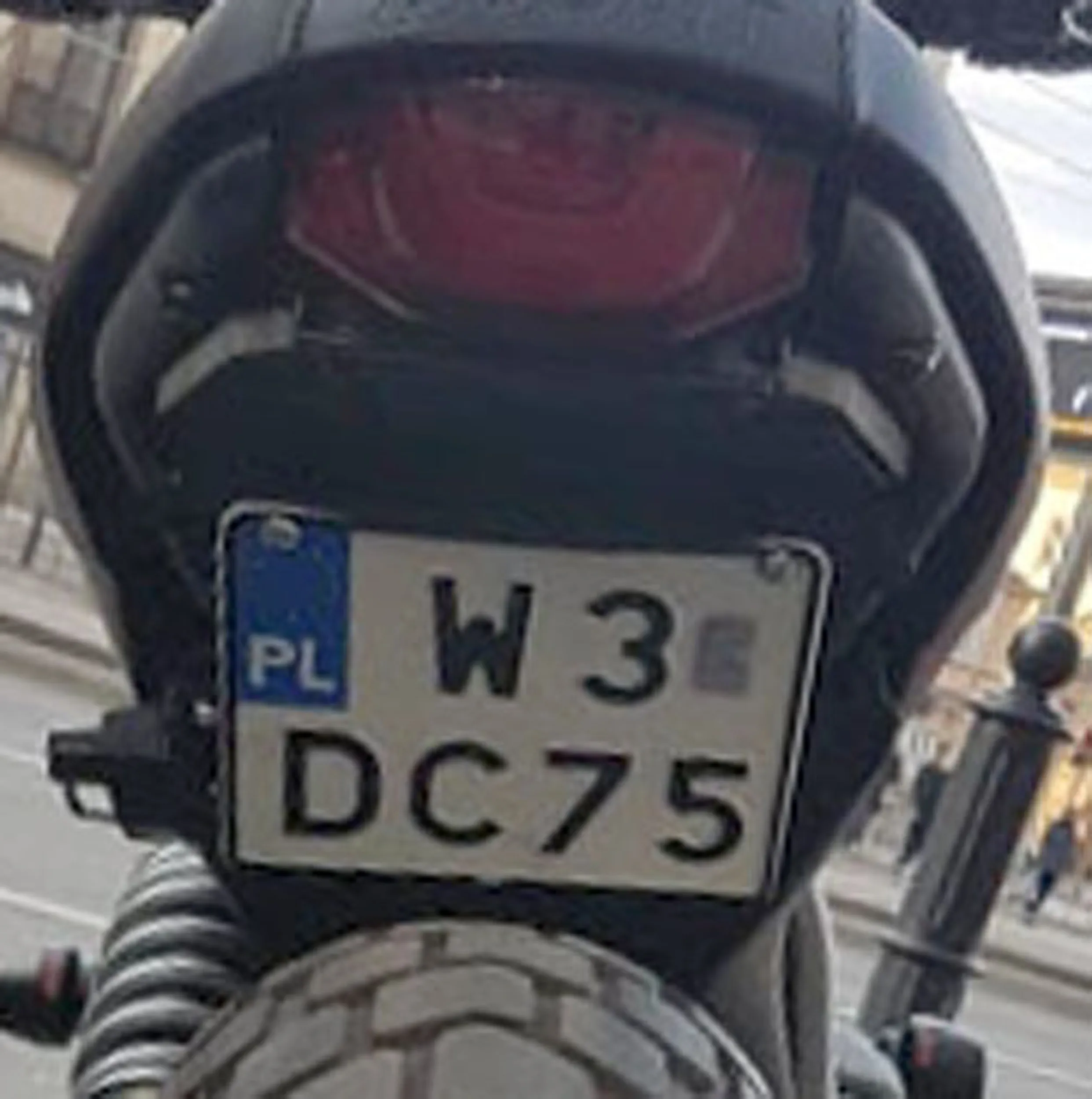 Fajny numer, blacha W3 DC75