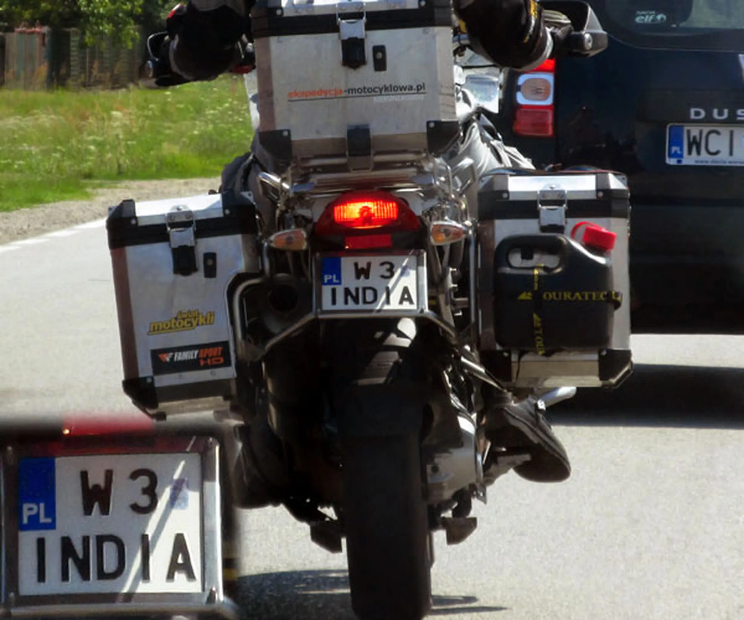 Fajny numer, blacha W3 INDIA