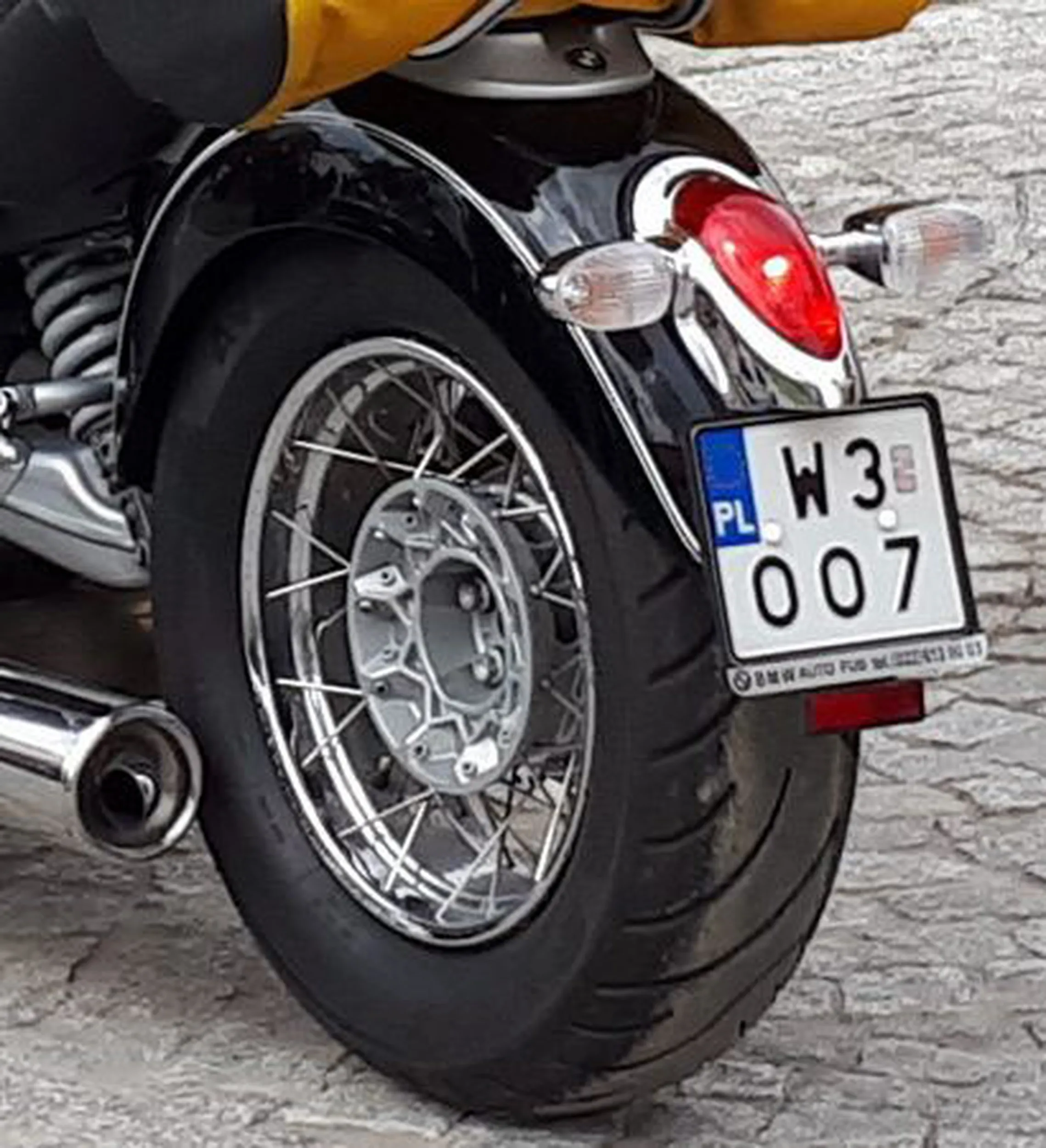 Fajny numer, blacha W3 OO7