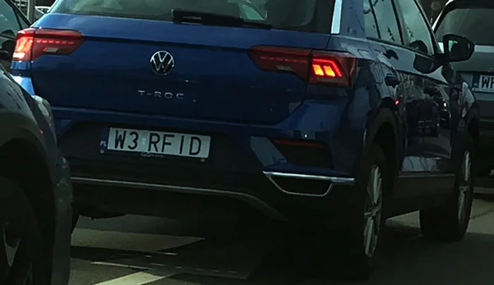 Fajny numer, blacha W3 RFID