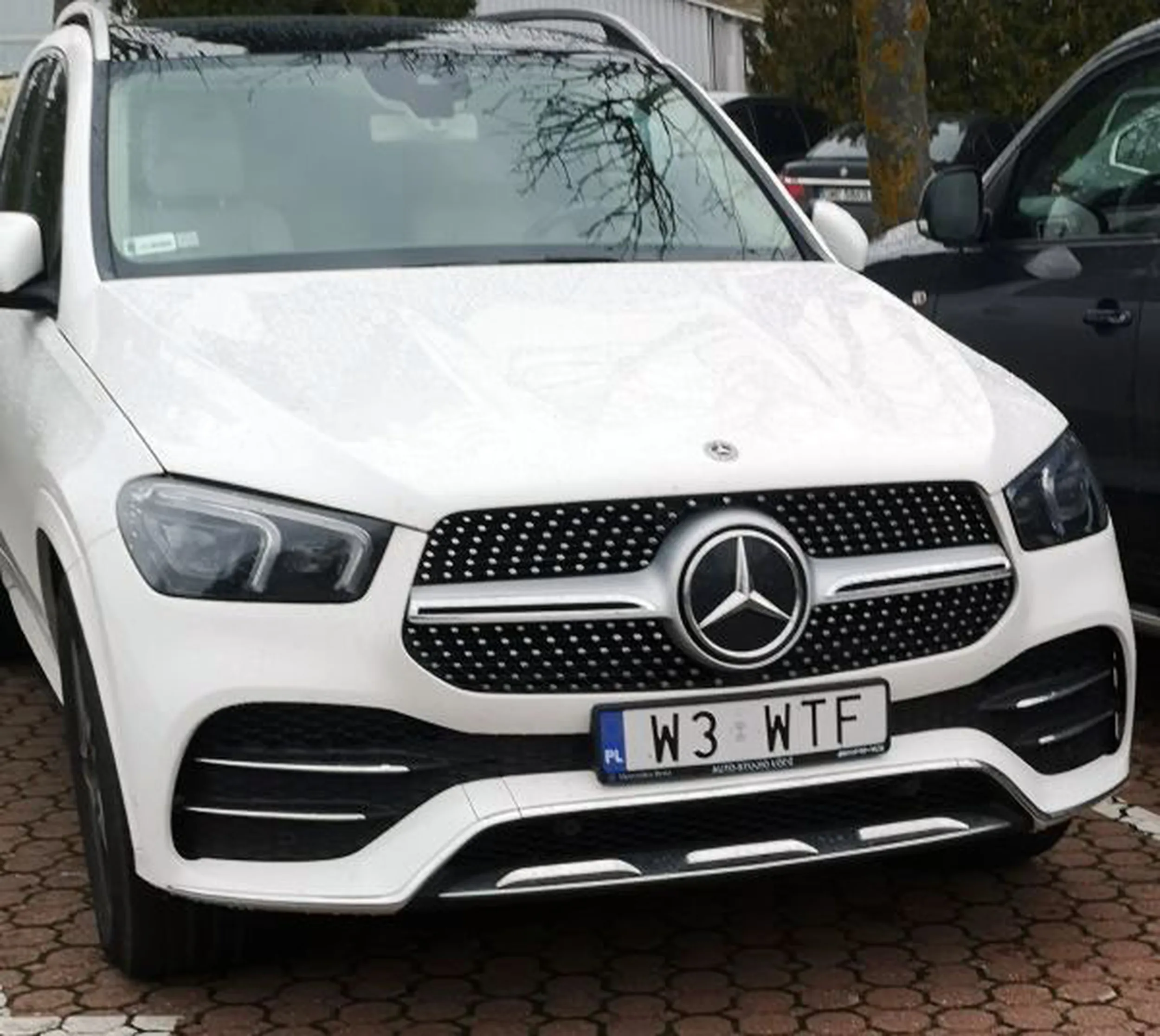 Fajny numer, blacha W3 WTF