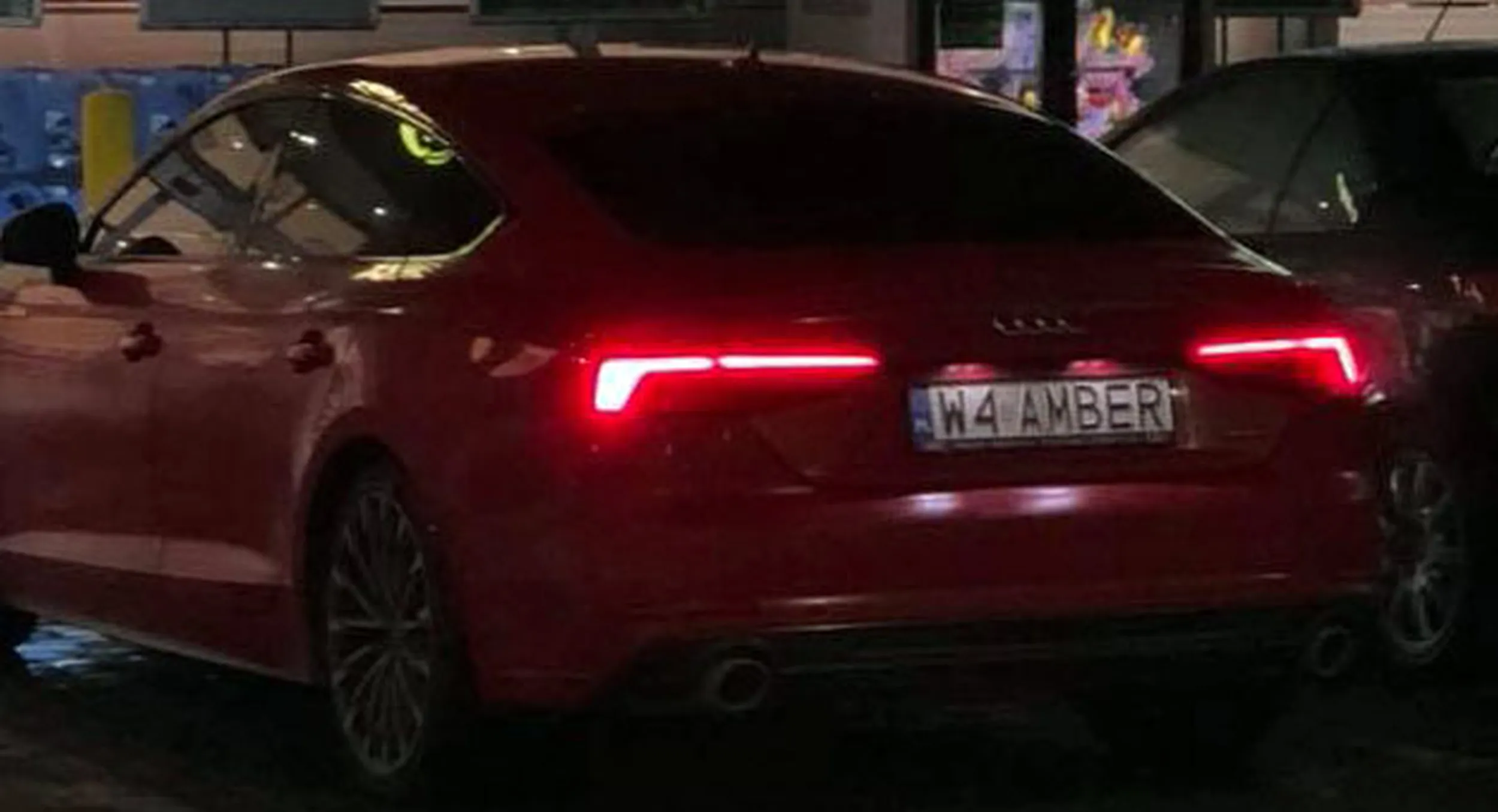 Fajny numer, blacha W4 AMBER