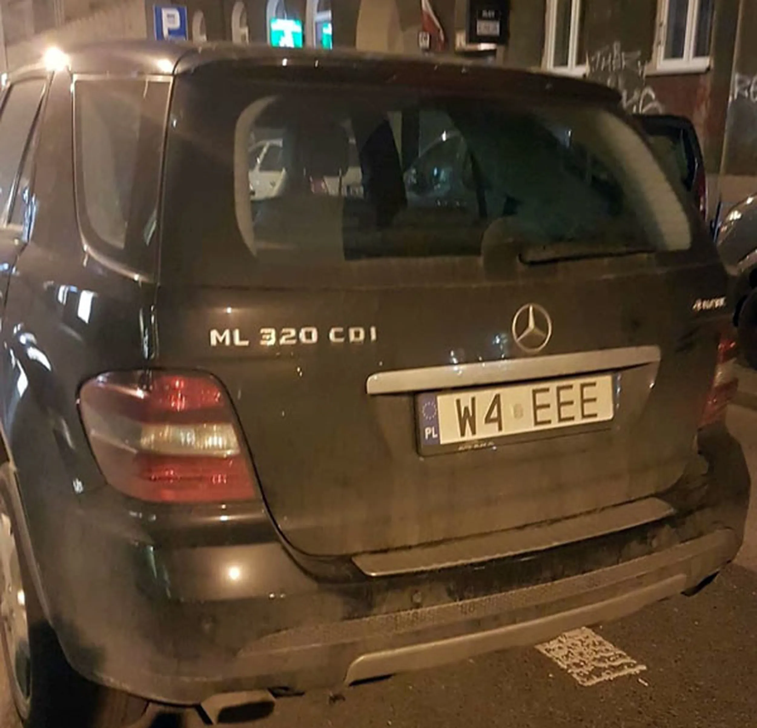 Fajny numer, blacha W4 EEE