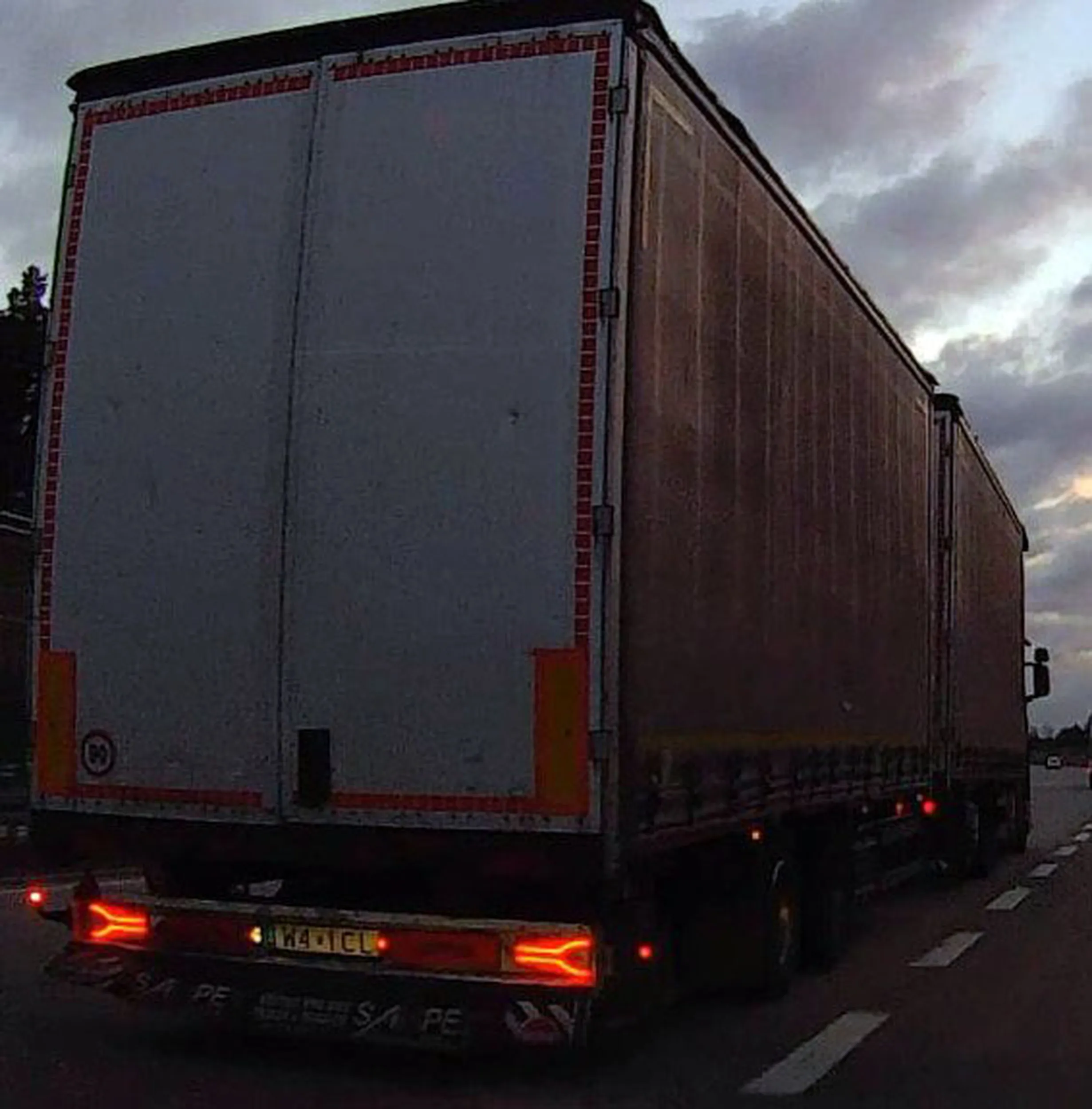 Fajny numer, blacha W4 ICL