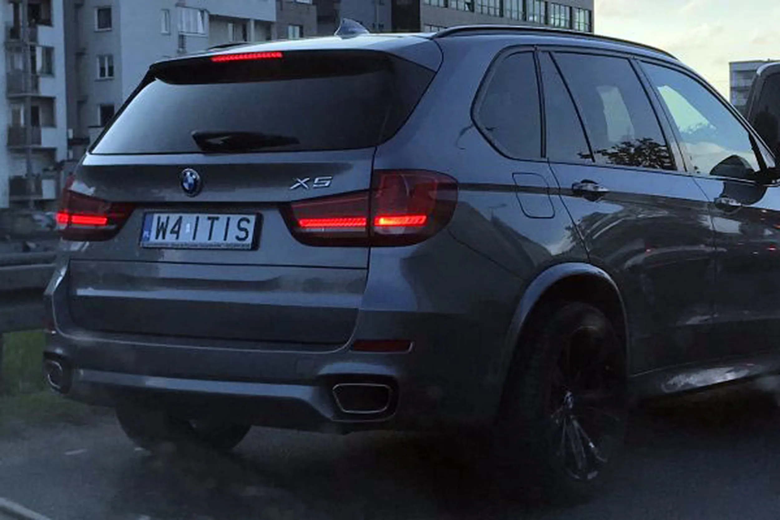 Fajny numer, blacha W4 ITIS