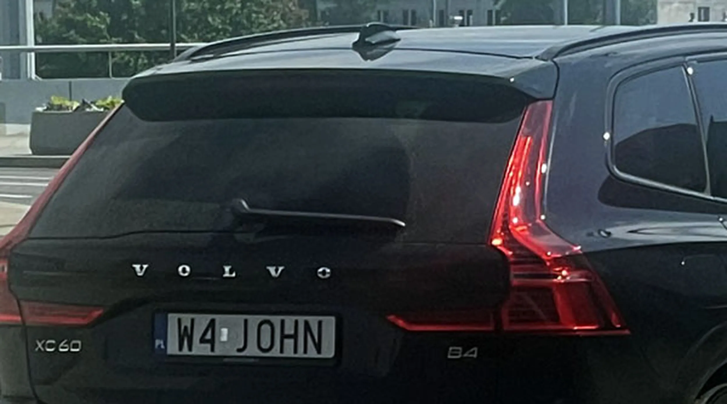 Fajny numer, blacha W4 JOHN