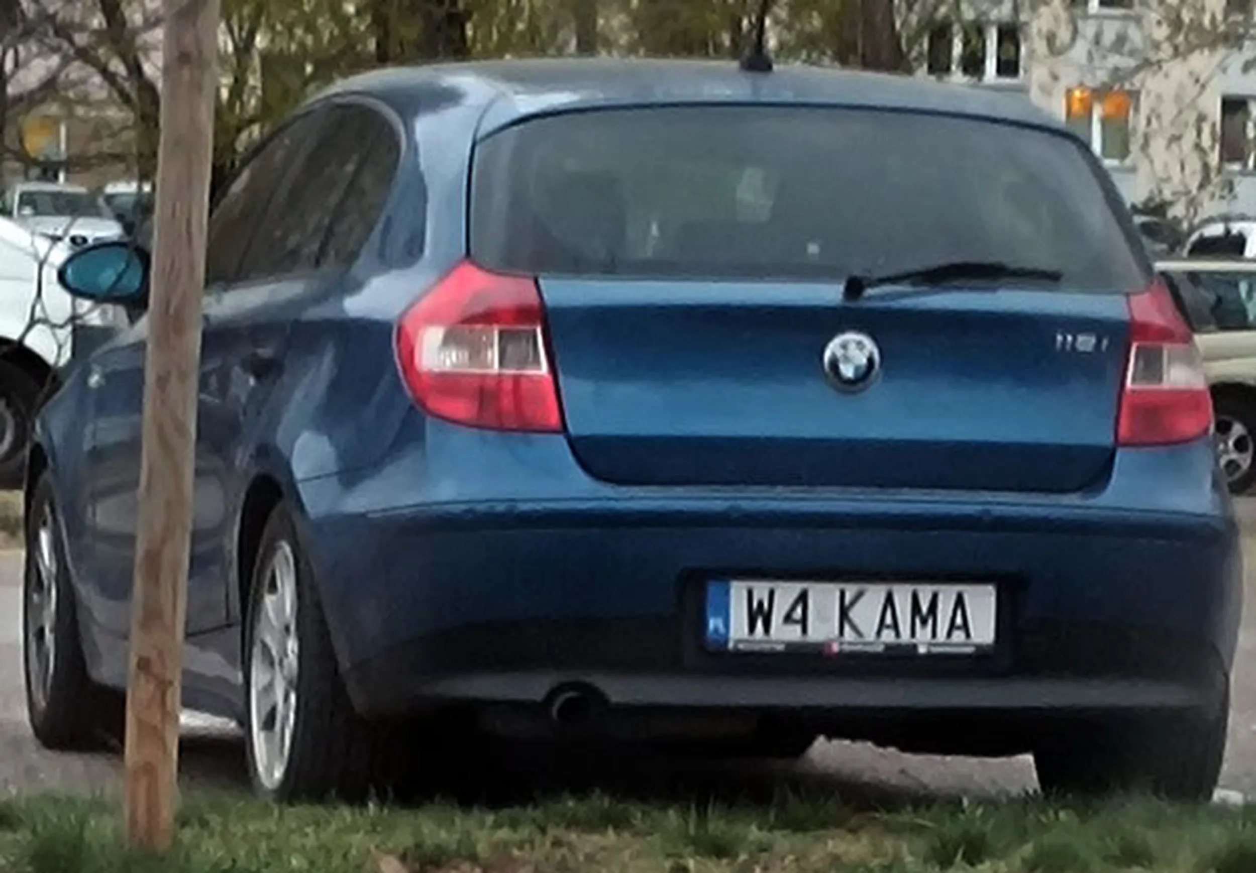 Fajny numer, blacha W4 KAMA